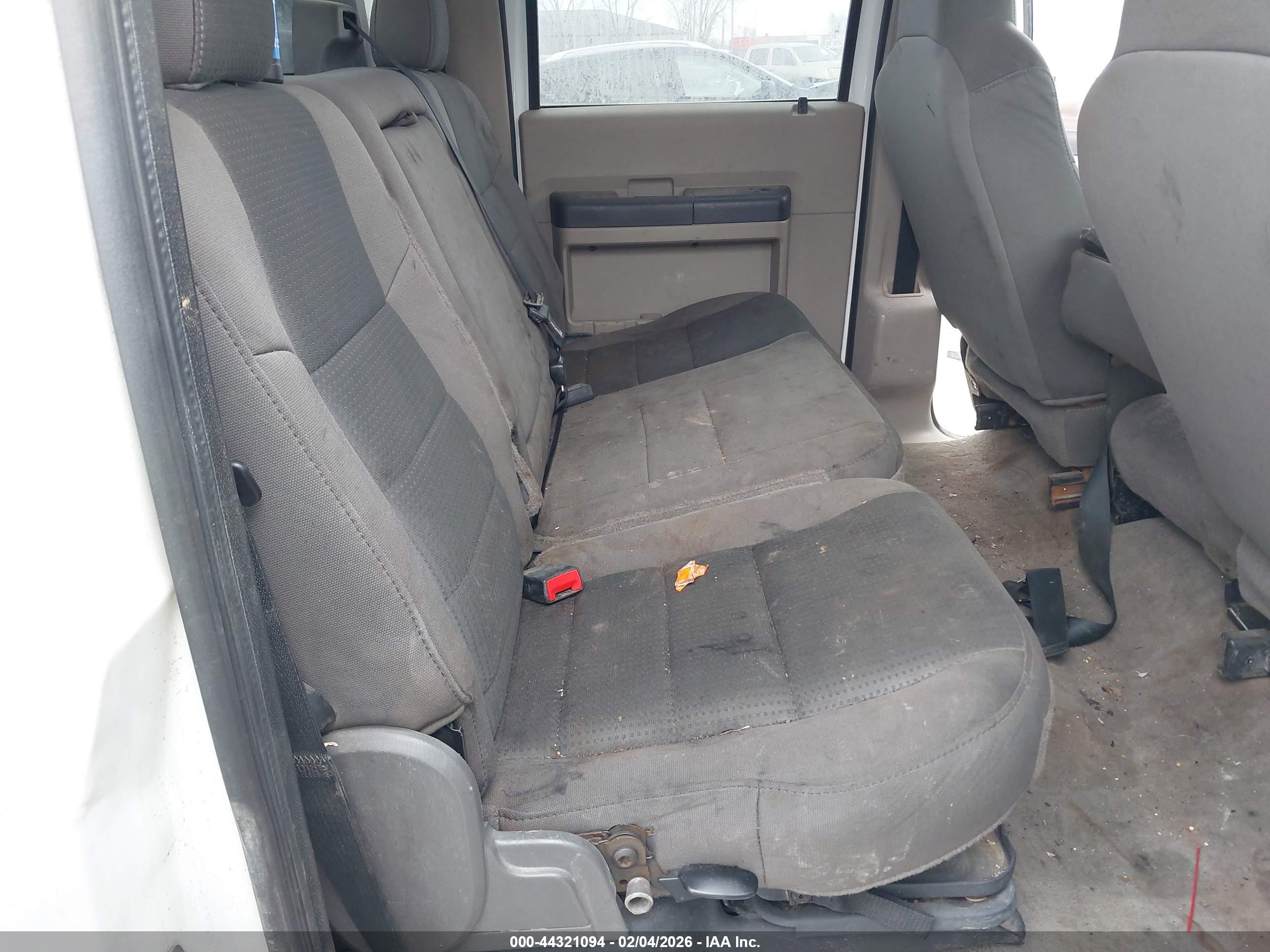 FORD F-350 image 8