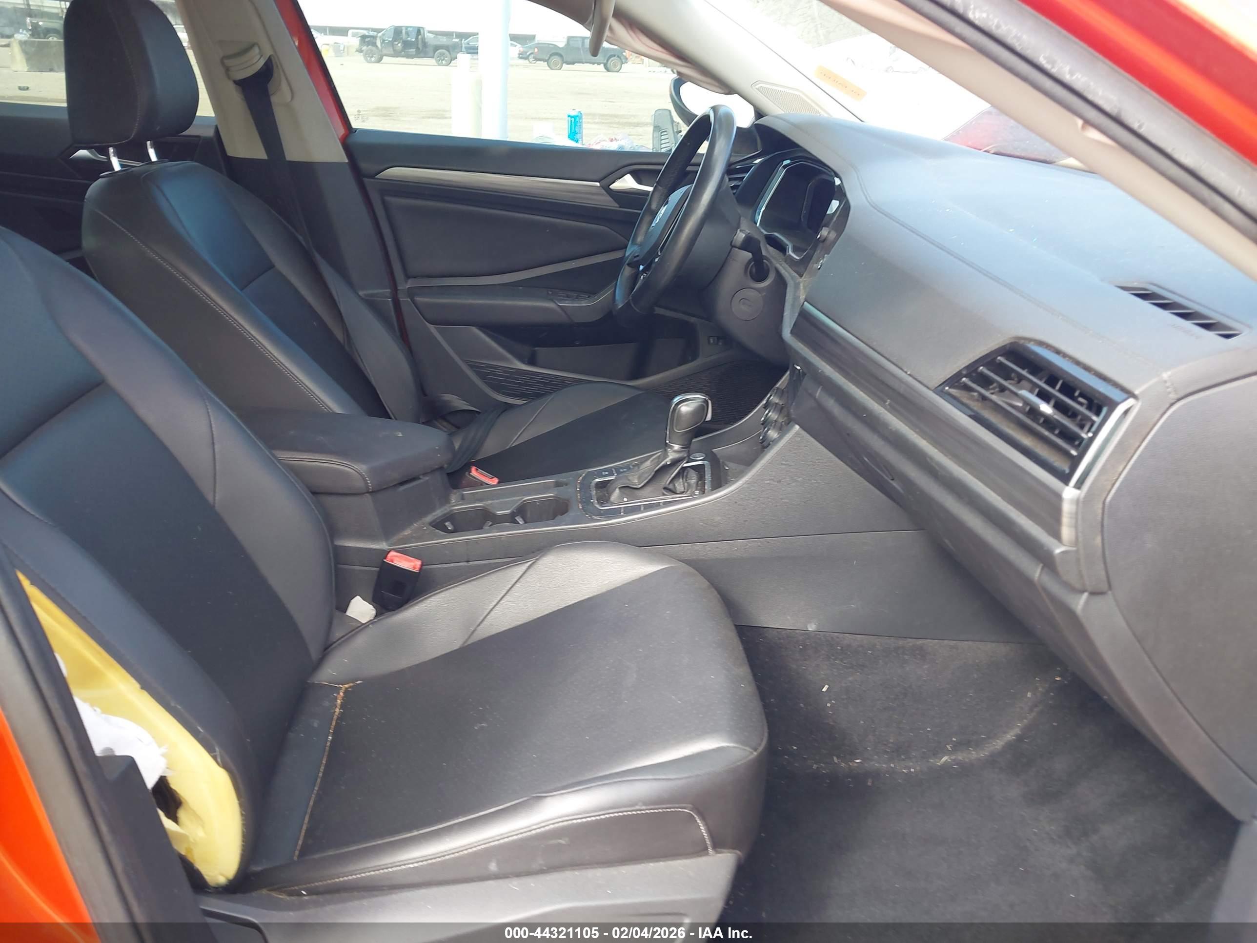 VOLKSWAGEN JETTA image 5