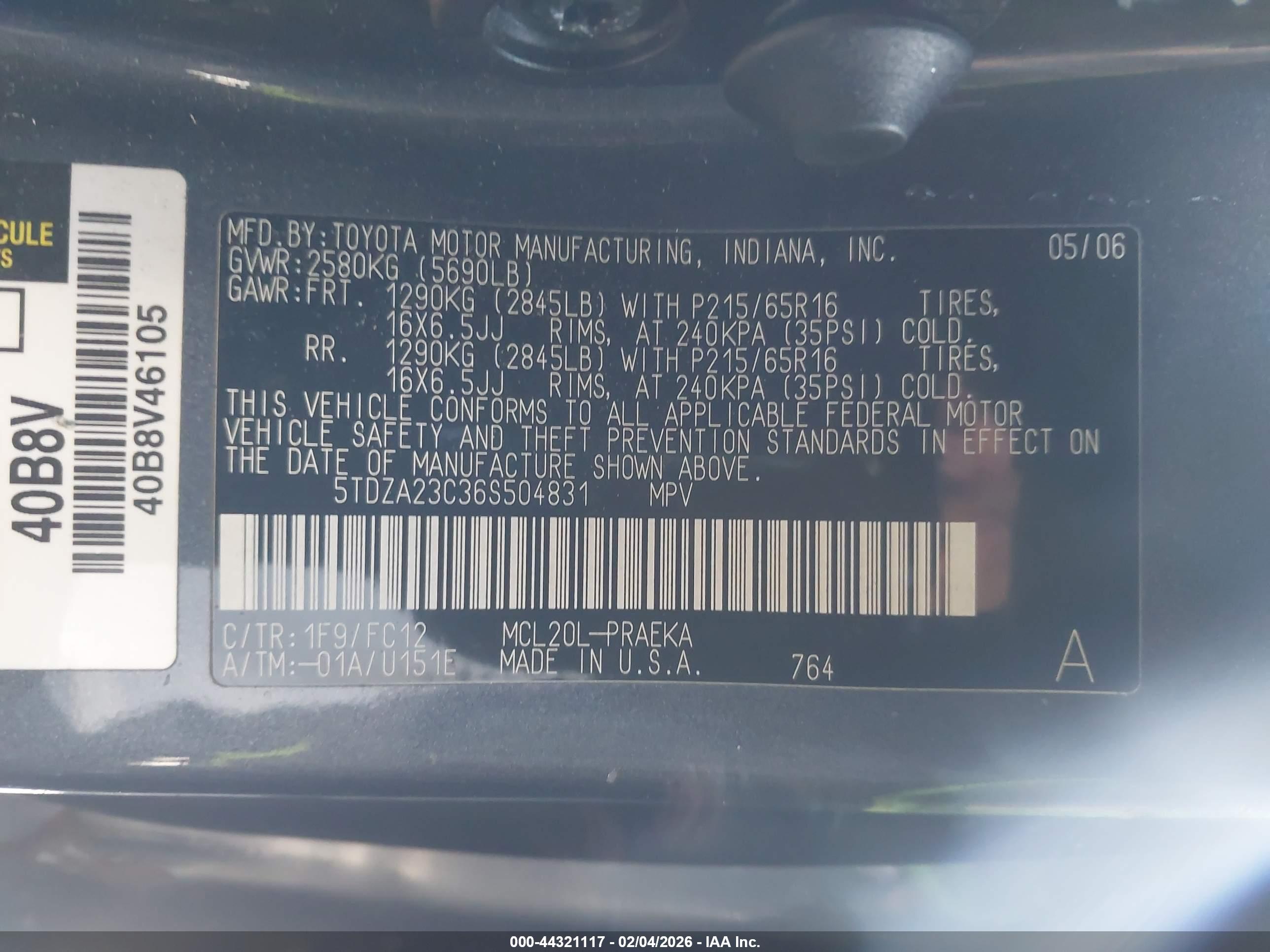 TOYOTA SIENNA image 9