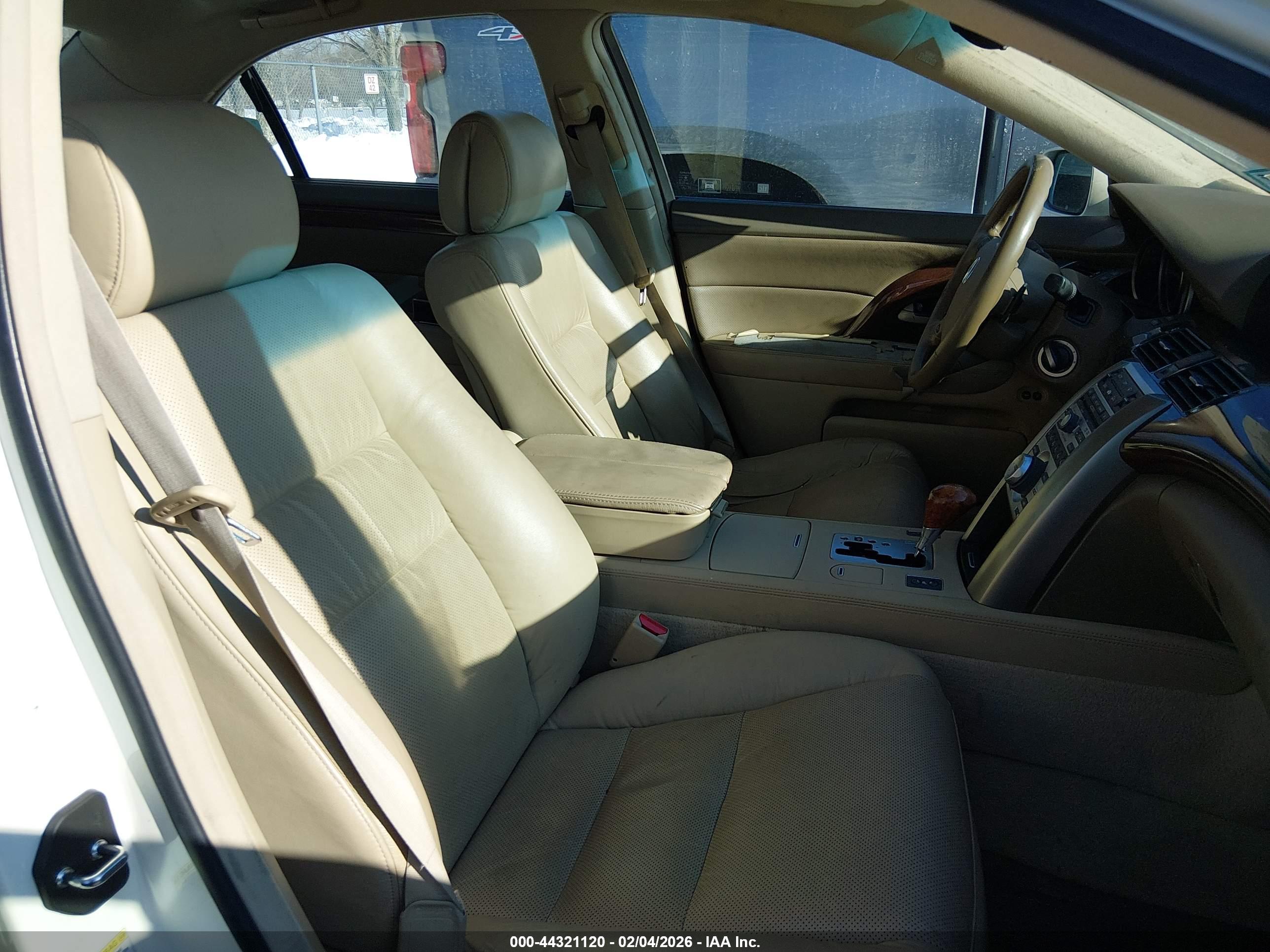 ACURA RL image 5