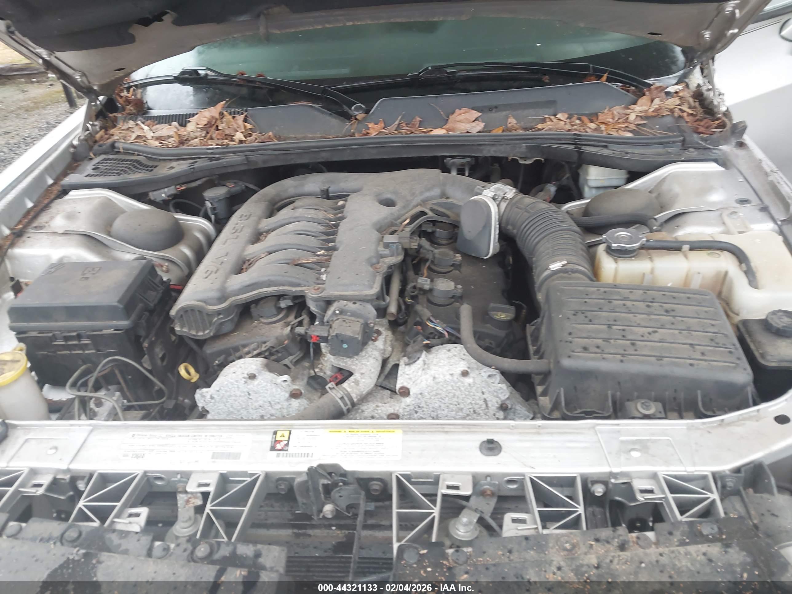 DODGE CHALLENGER image 10