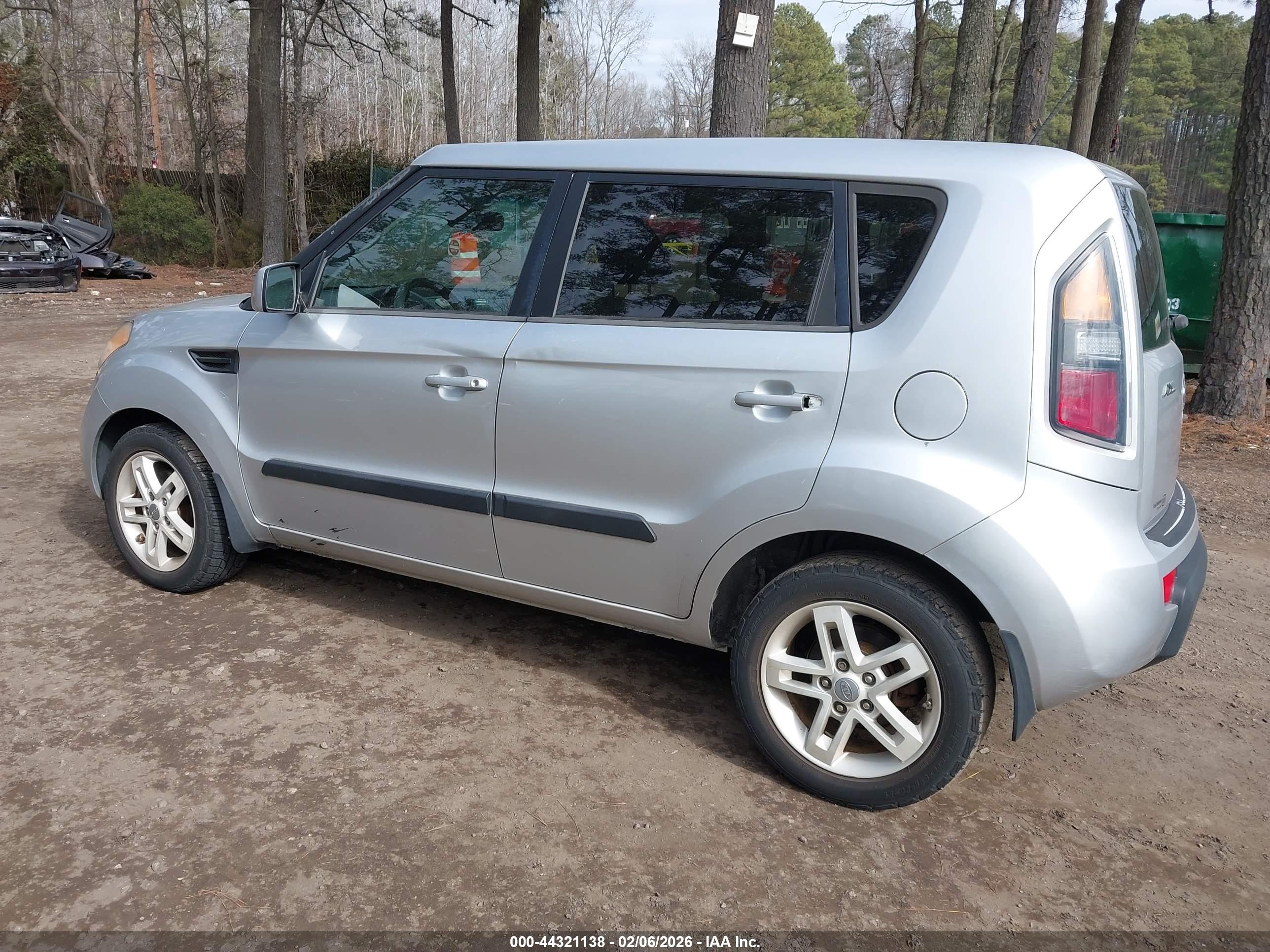 KIA SOUL image 3