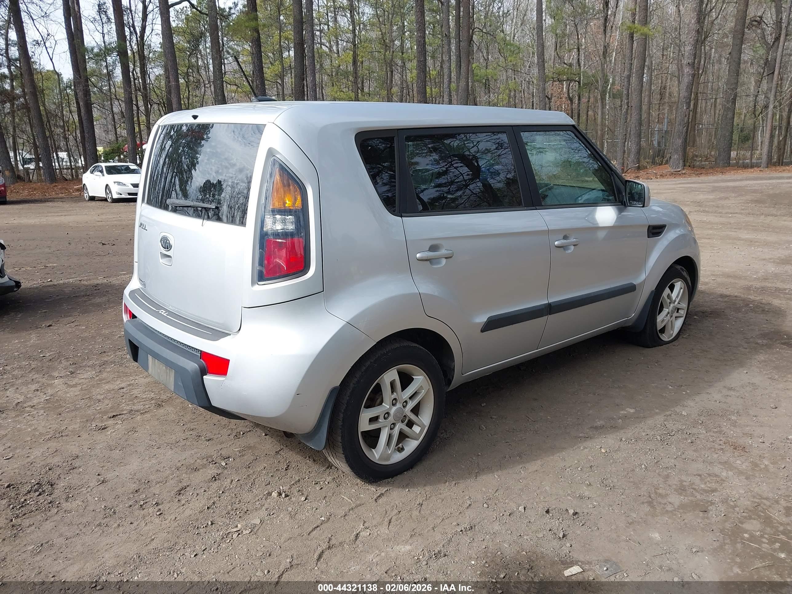 KIA SOUL image 4