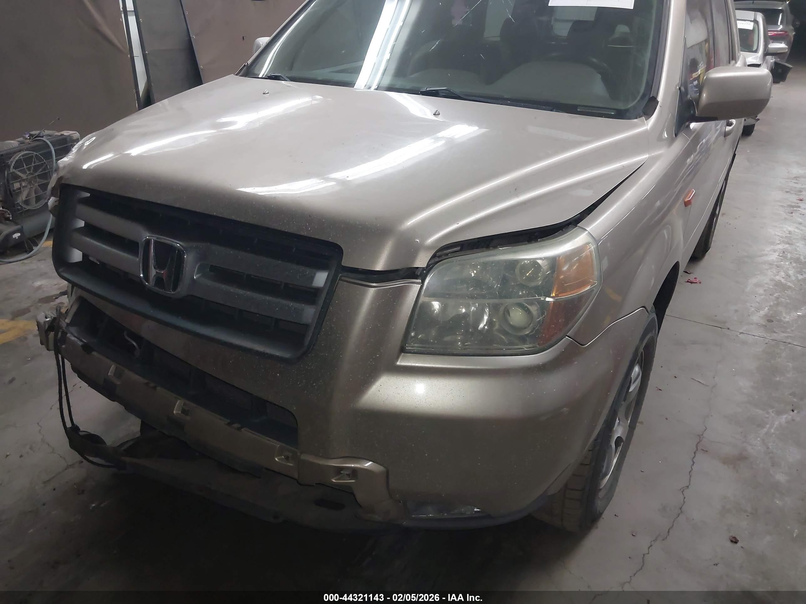 HONDA PILOT image 6