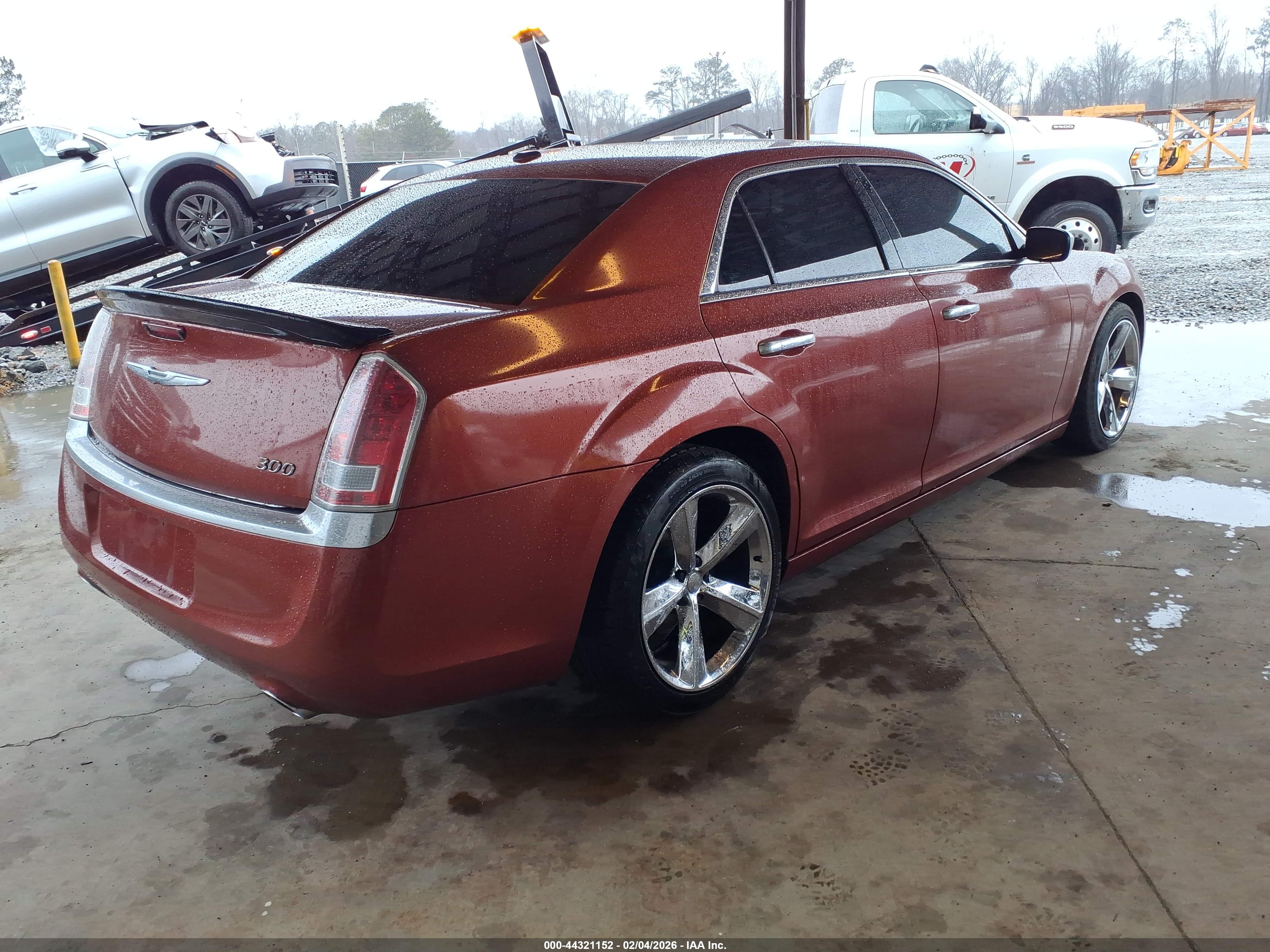 CHRYSLER 300 image 4