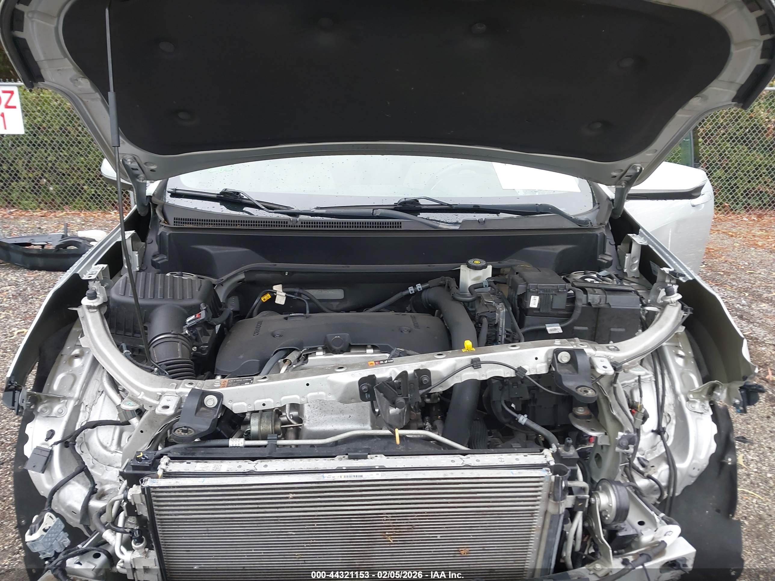 CHEVROLET EQUINOX image 10