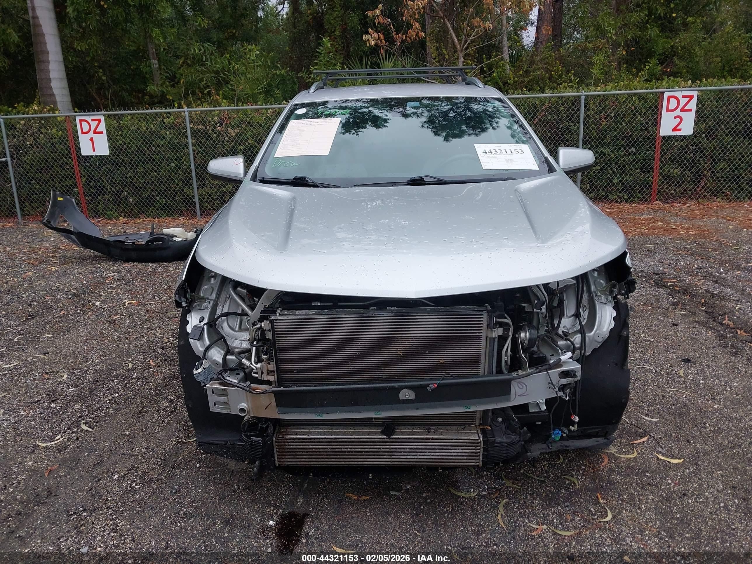 CHEVROLET EQUINOX image 6