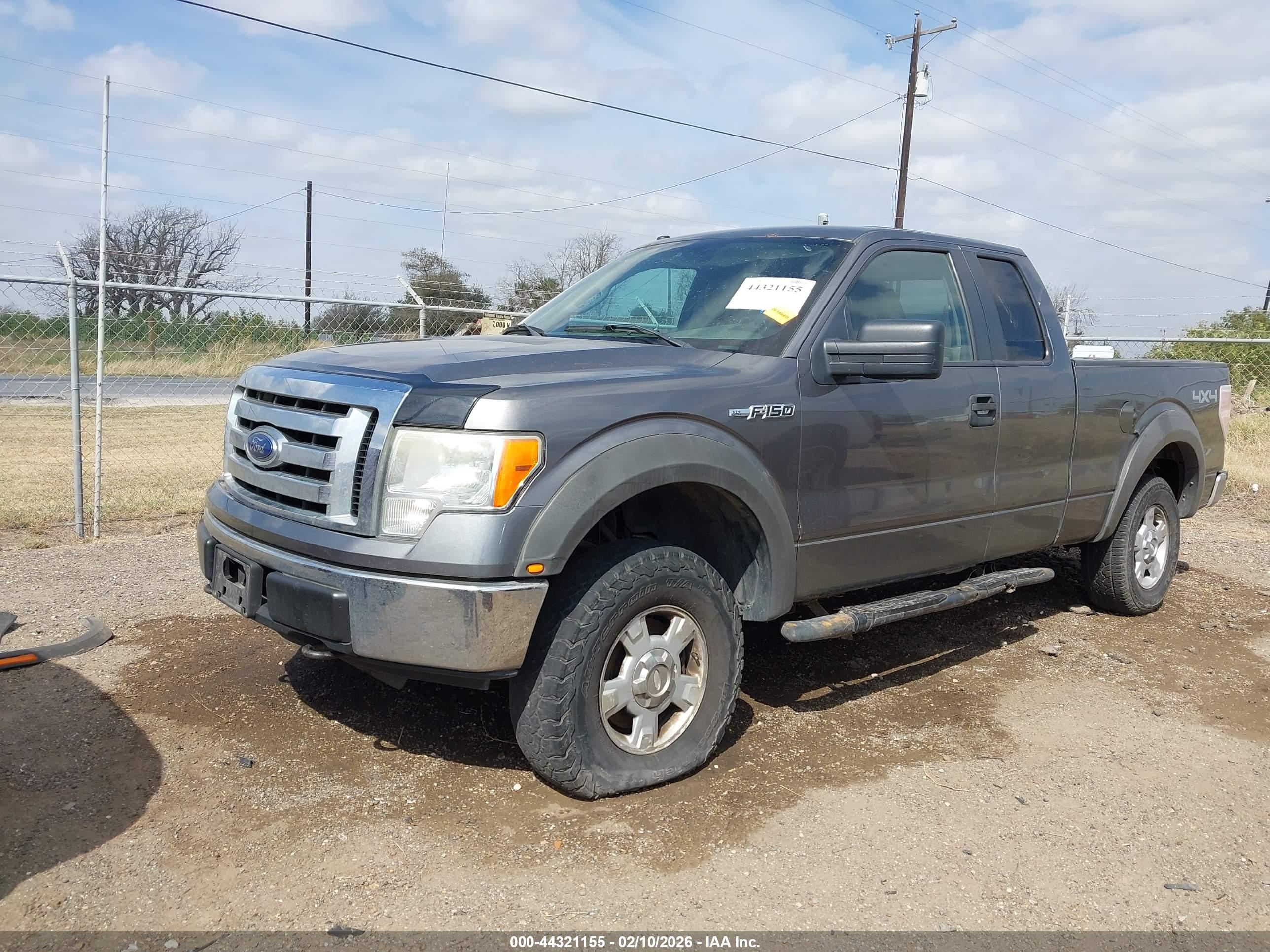 FORD F-150 image 2