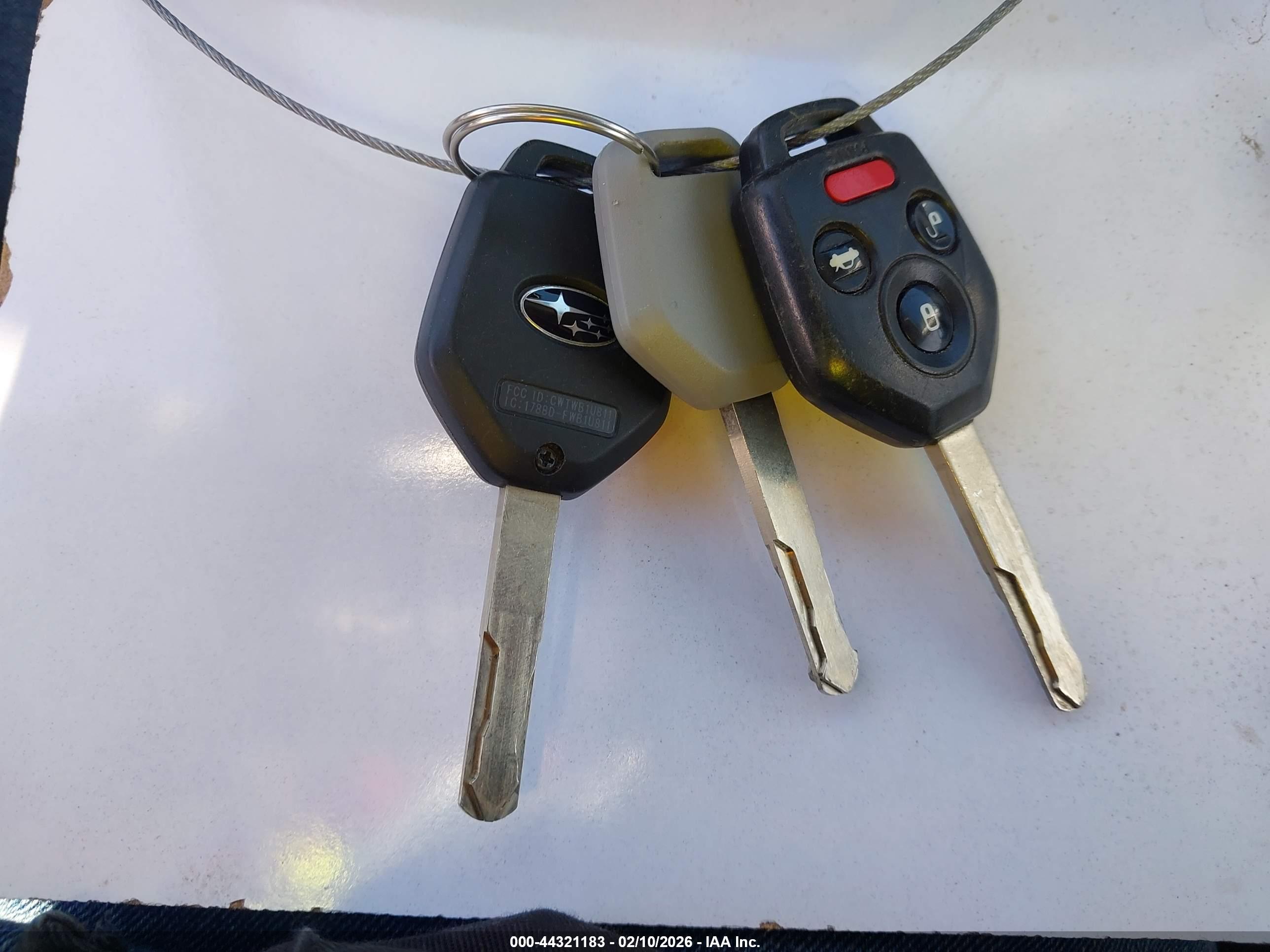 SUBARU OUTBACK image 11