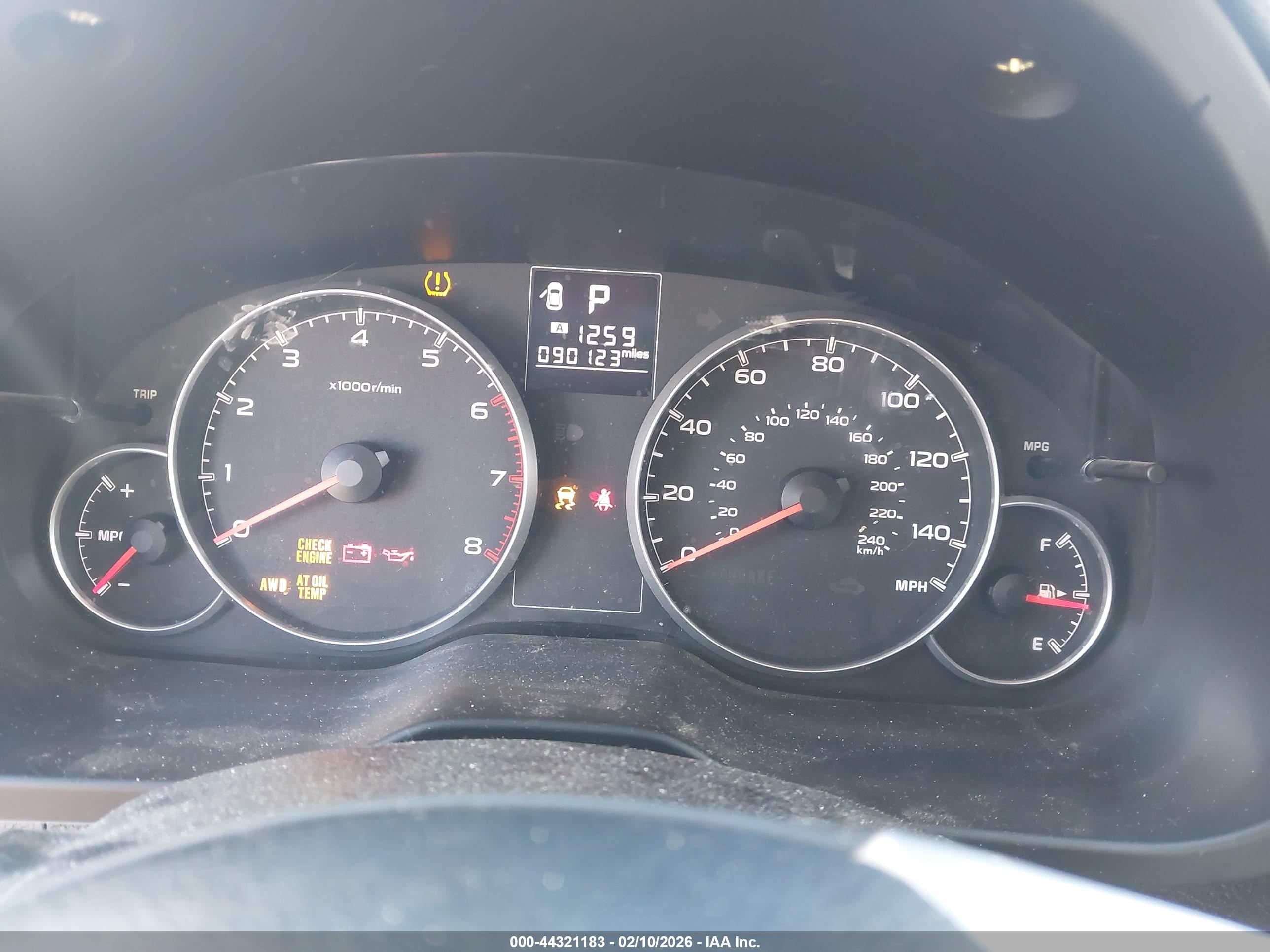 SUBARU OUTBACK image 7