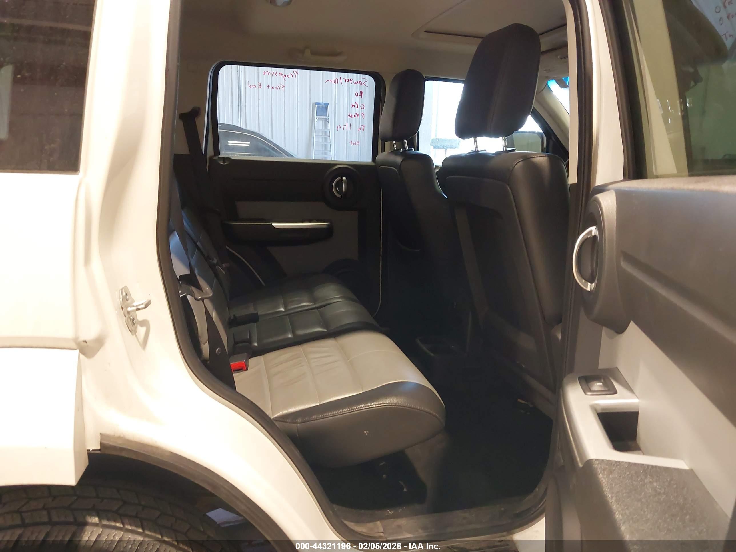 DODGE NITRO image 8