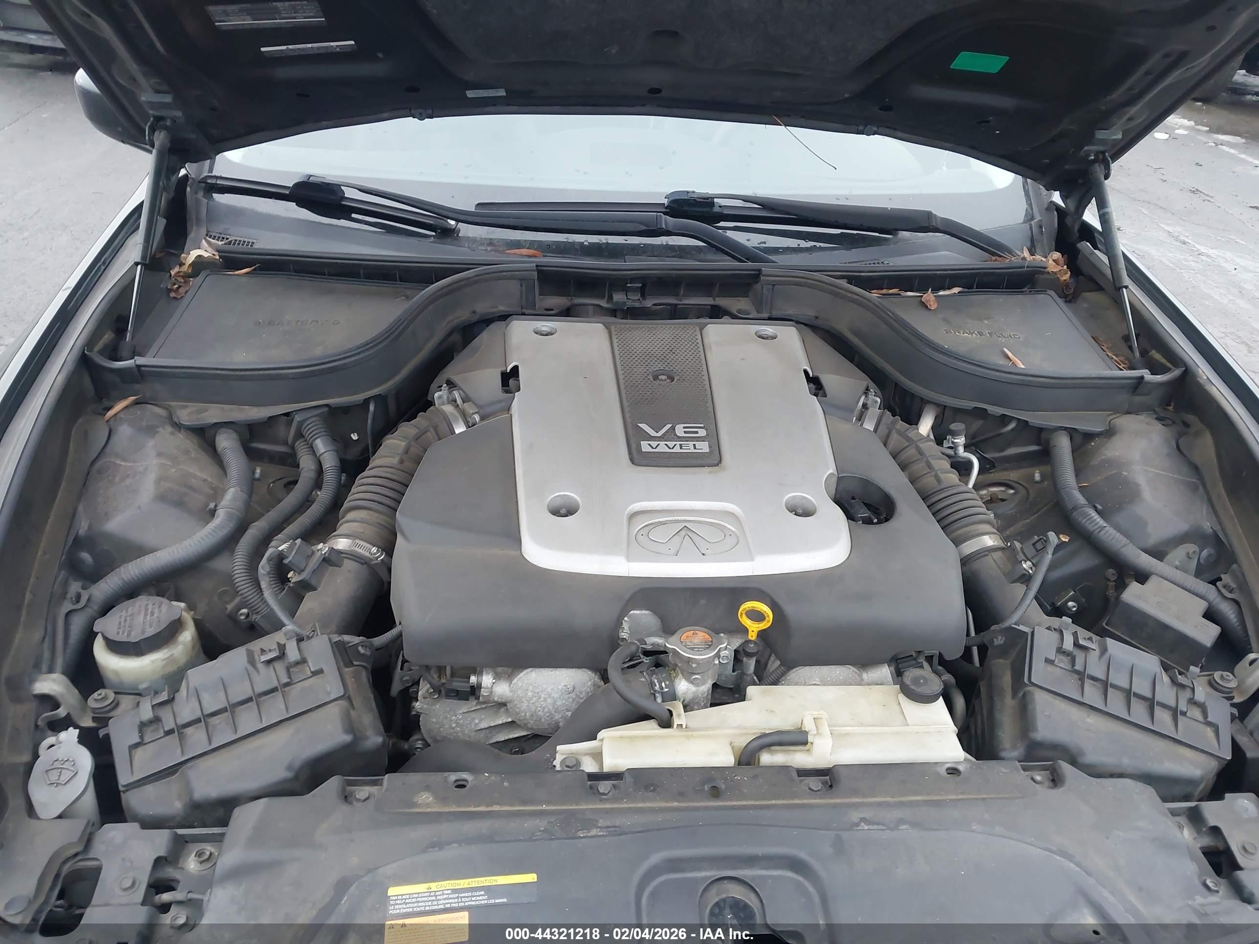 INFINITI G37 image 10