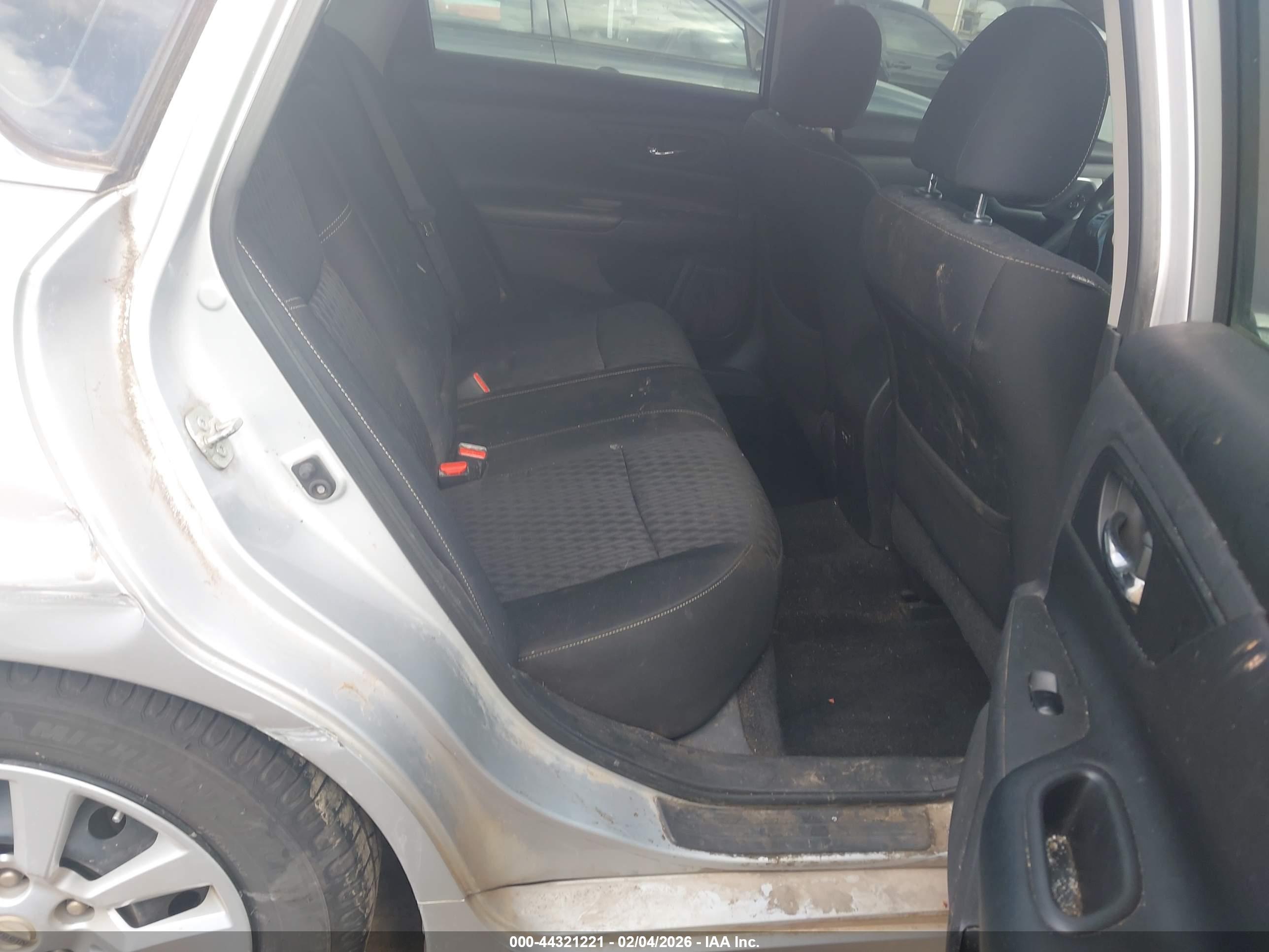 NISSAN ALTIMA image 8