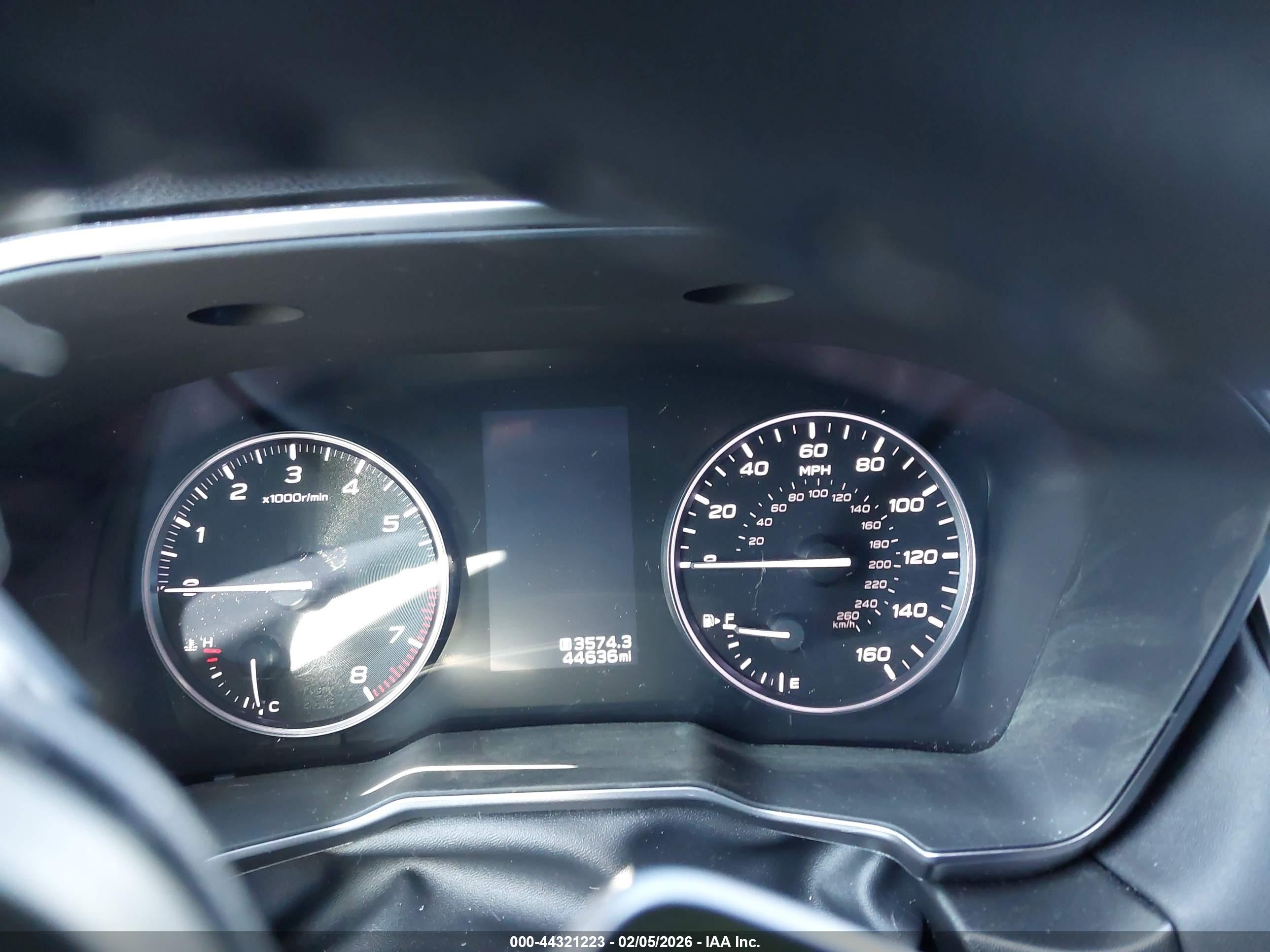 SUBARU OUTBACK image 7