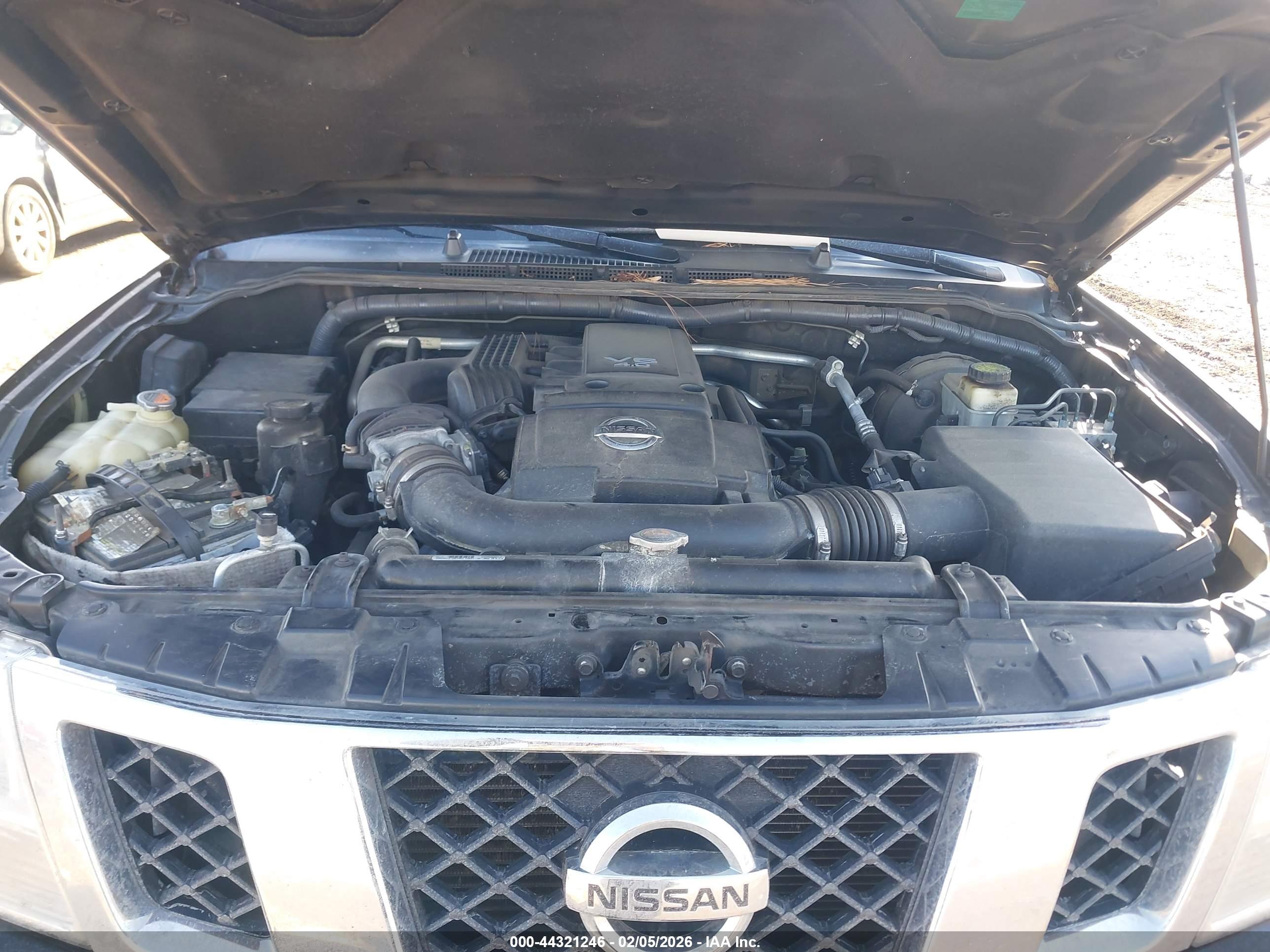 NISSAN FRONTIER image 10