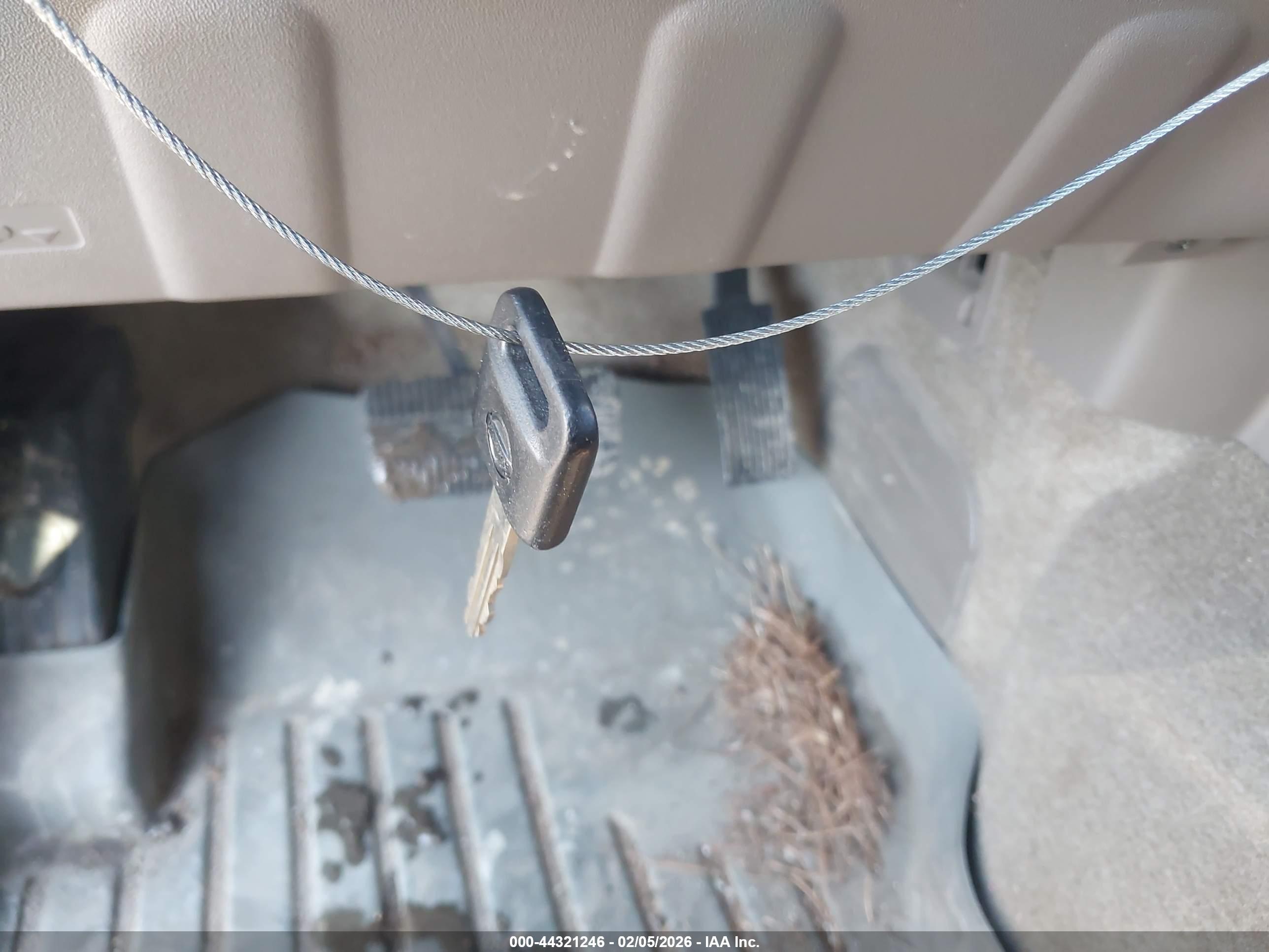 NISSAN FRONTIER image 11