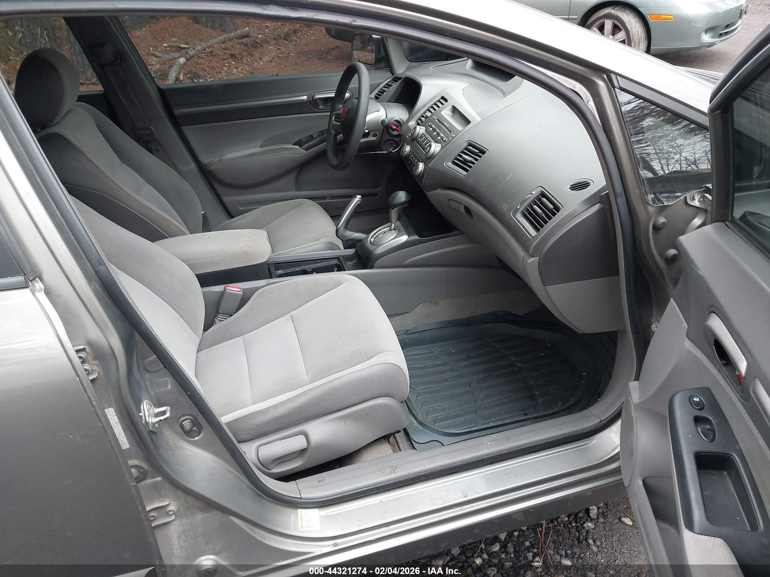 HONDA CIVIC image 5