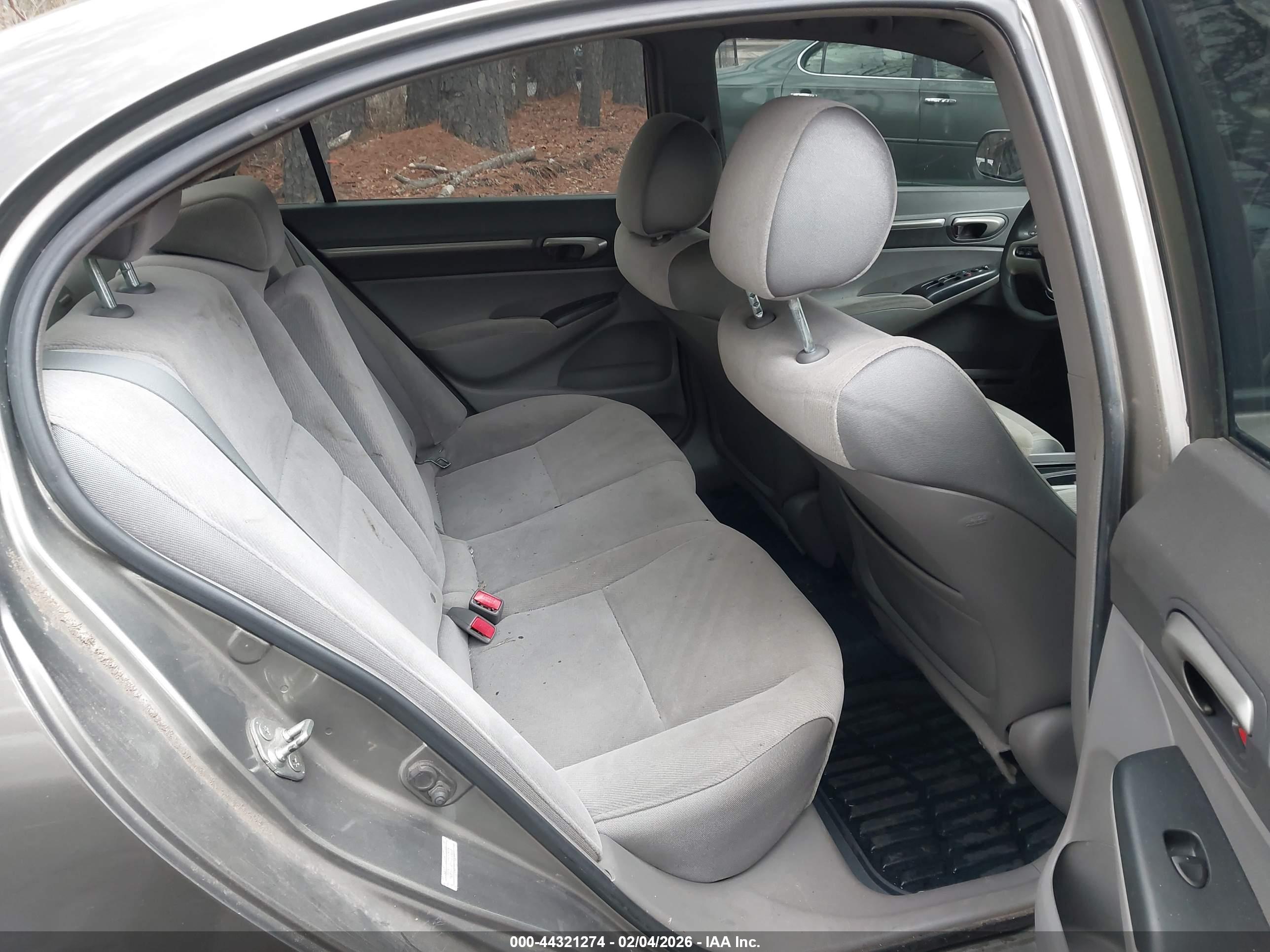 HONDA CIVIC image 8