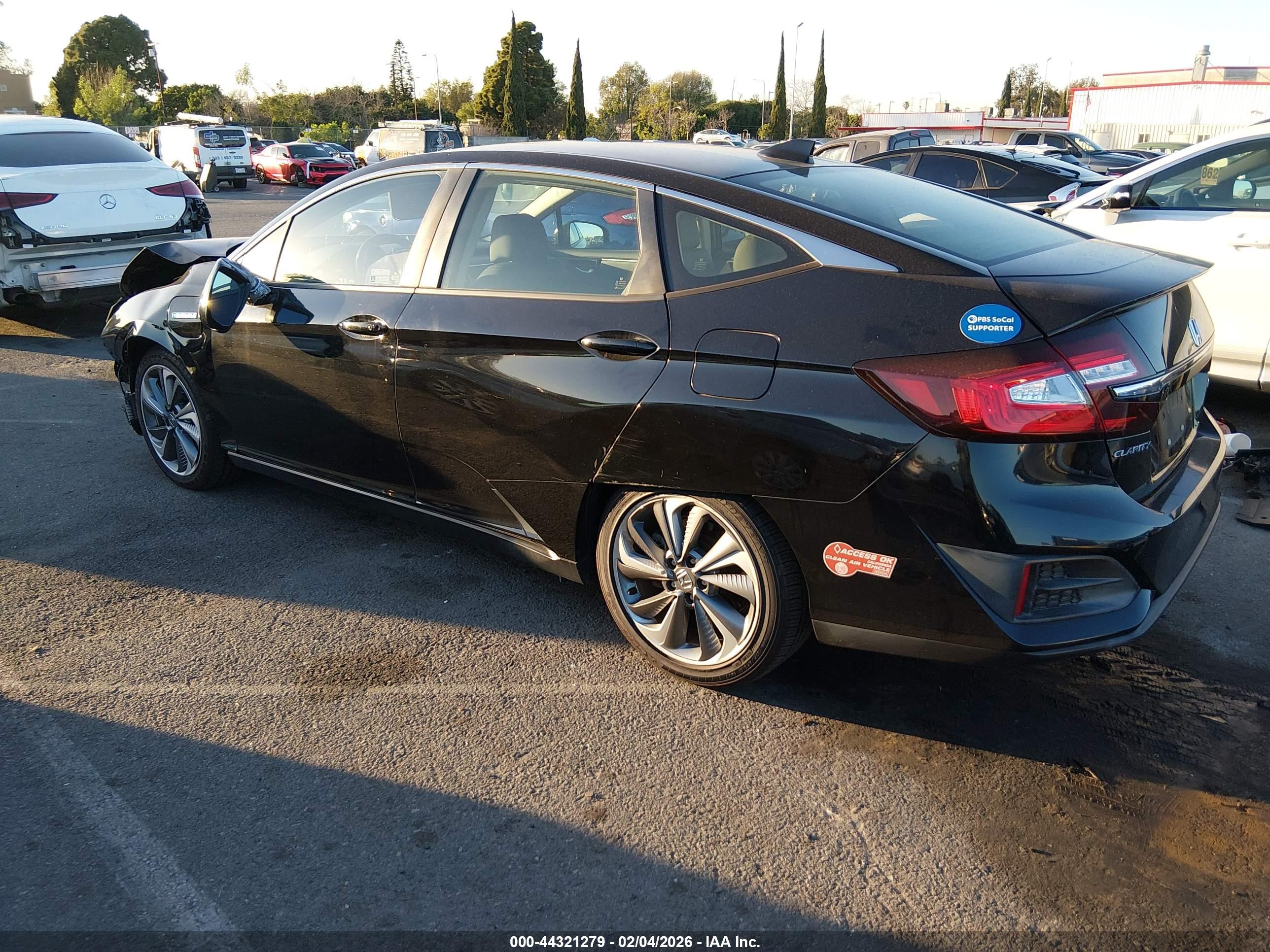 HONDA CLARITY image 3