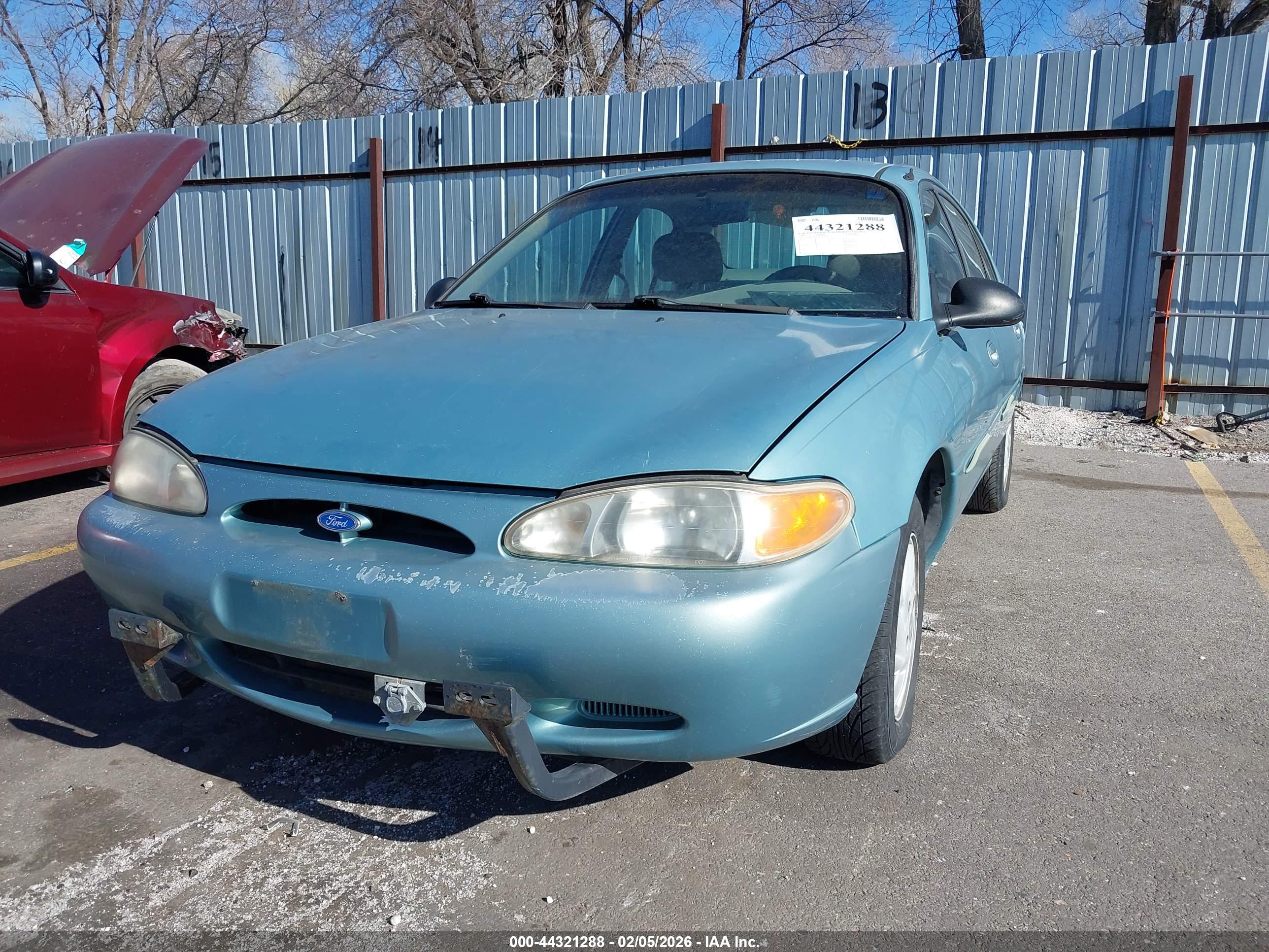 FORD ESCORT image 6