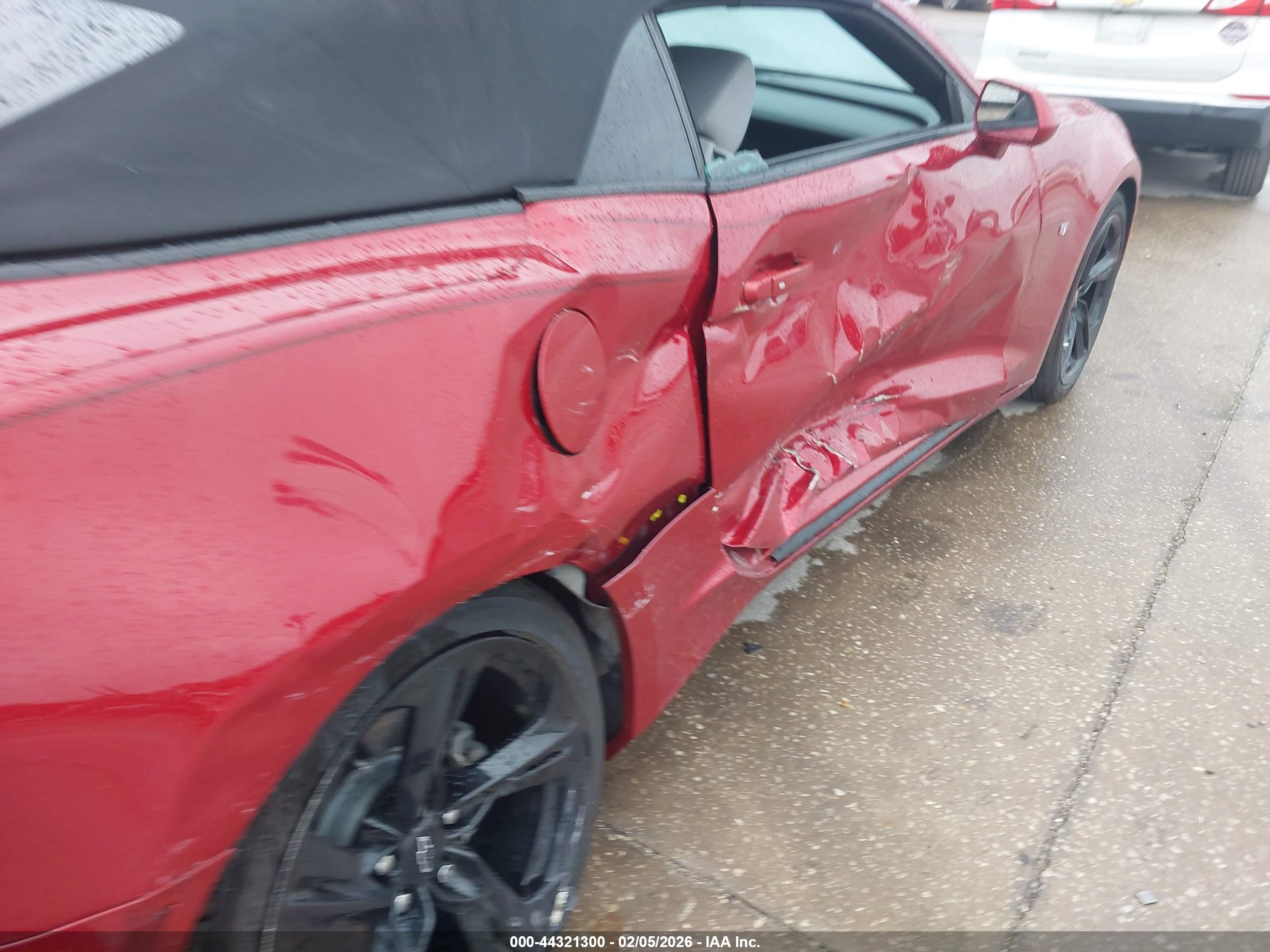 CHEVROLET CAMARO image 6