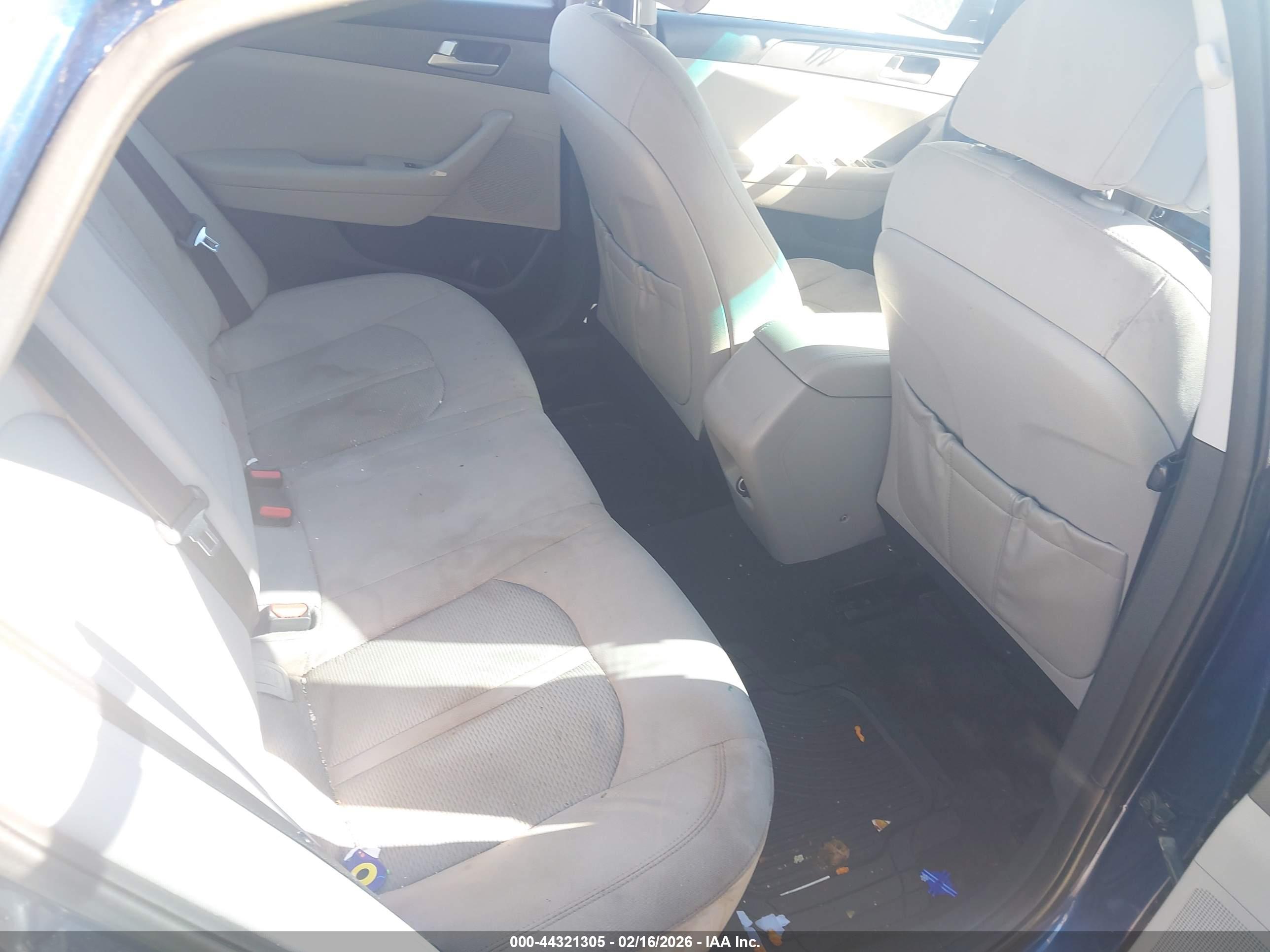 HYUNDAI SONATA image 8