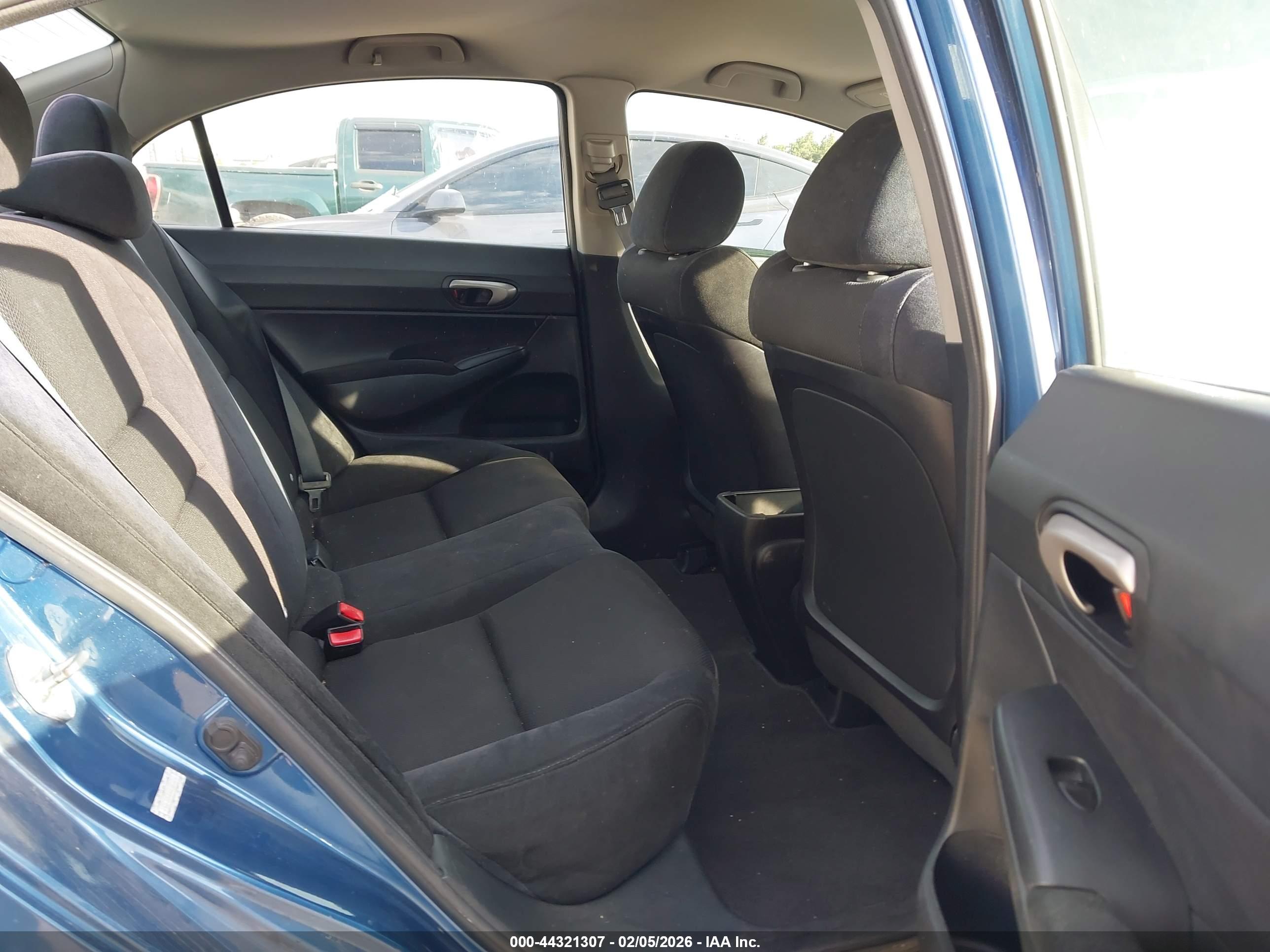 HONDA CIVIC image 8
