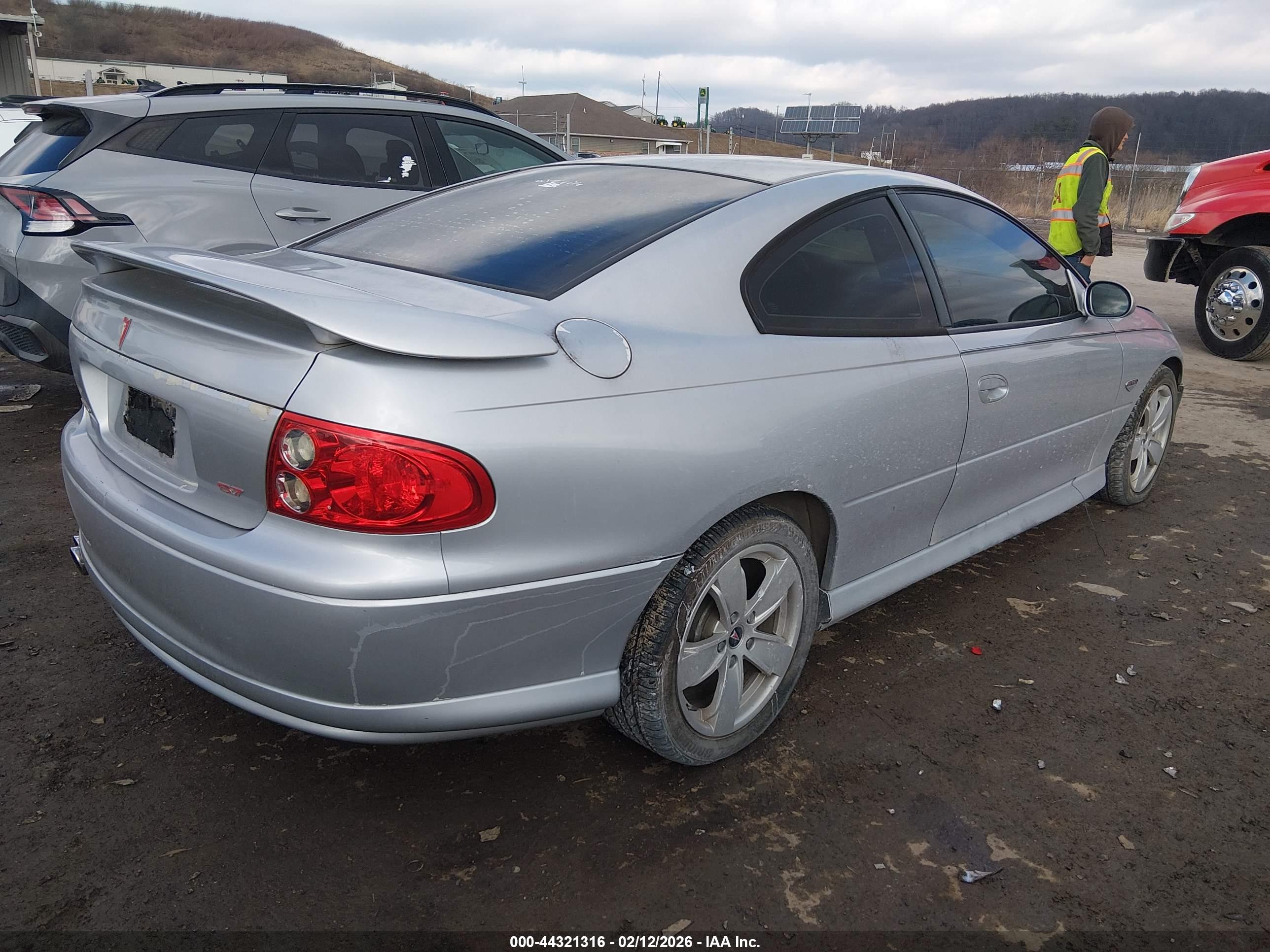 PONTIAC GTO image 4