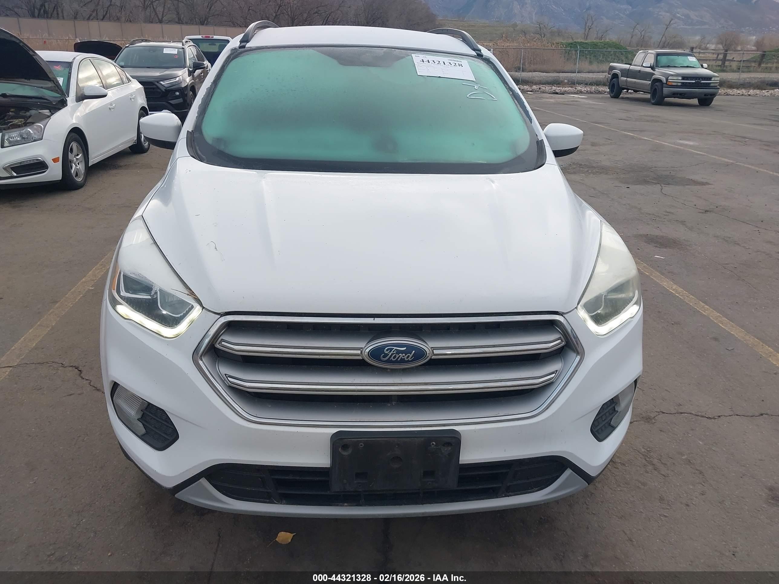 FORD ESCAPE image 6