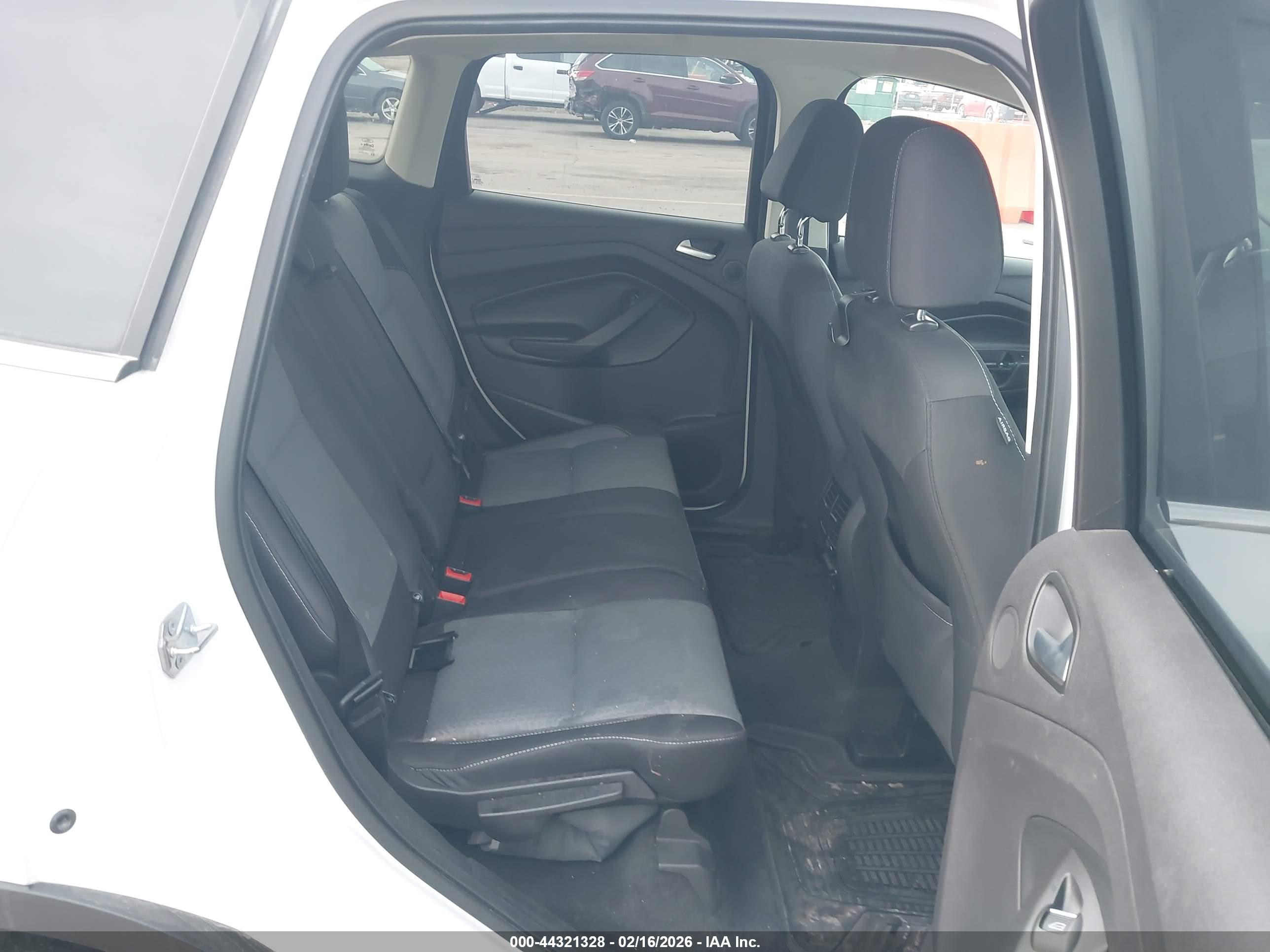 FORD ESCAPE image 8