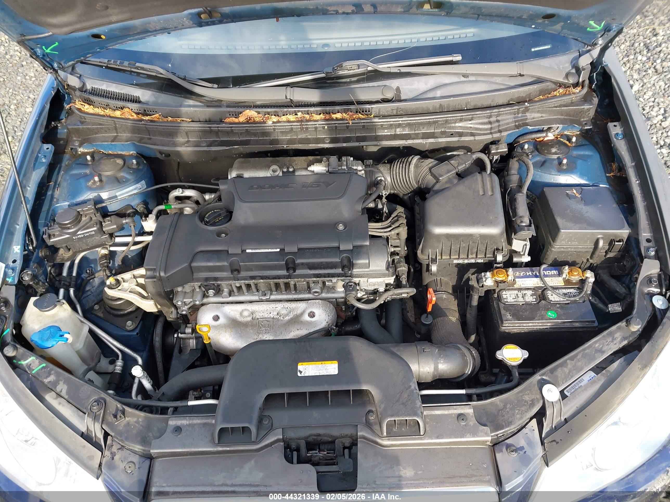 HYUNDAI ELANTRA image 10
