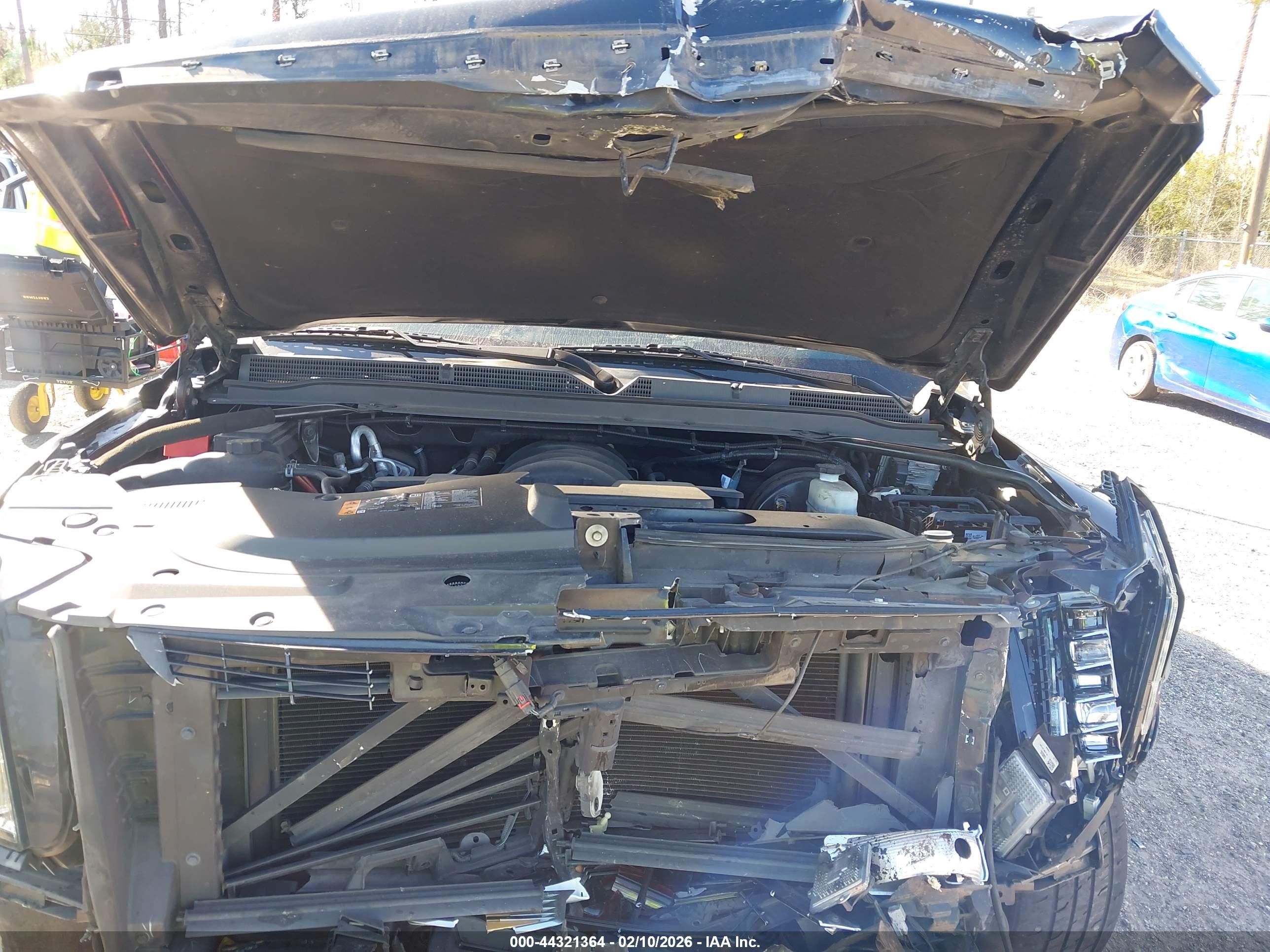 CADILLAC ESCALADE image 10