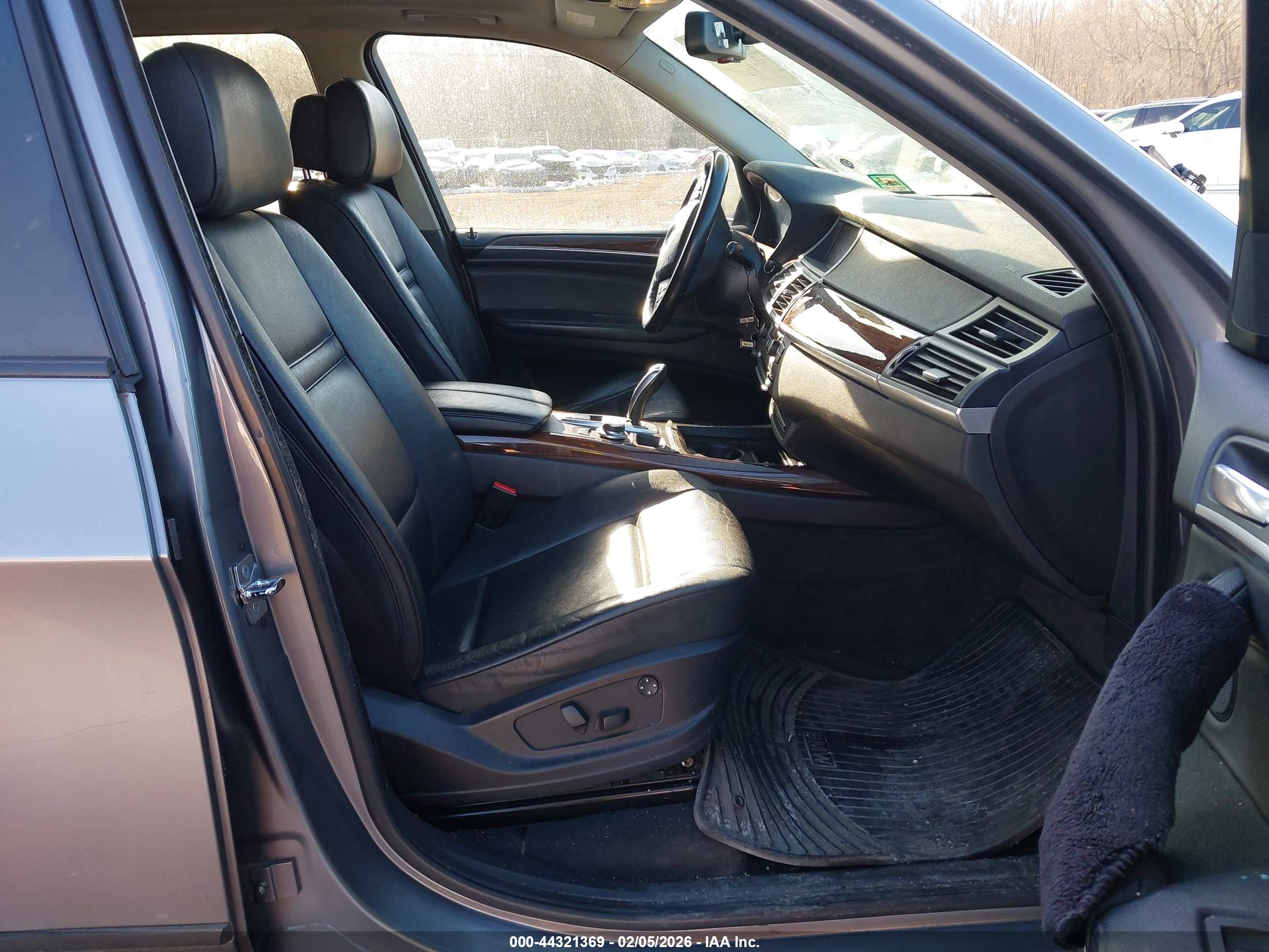 BMW X5 image 5