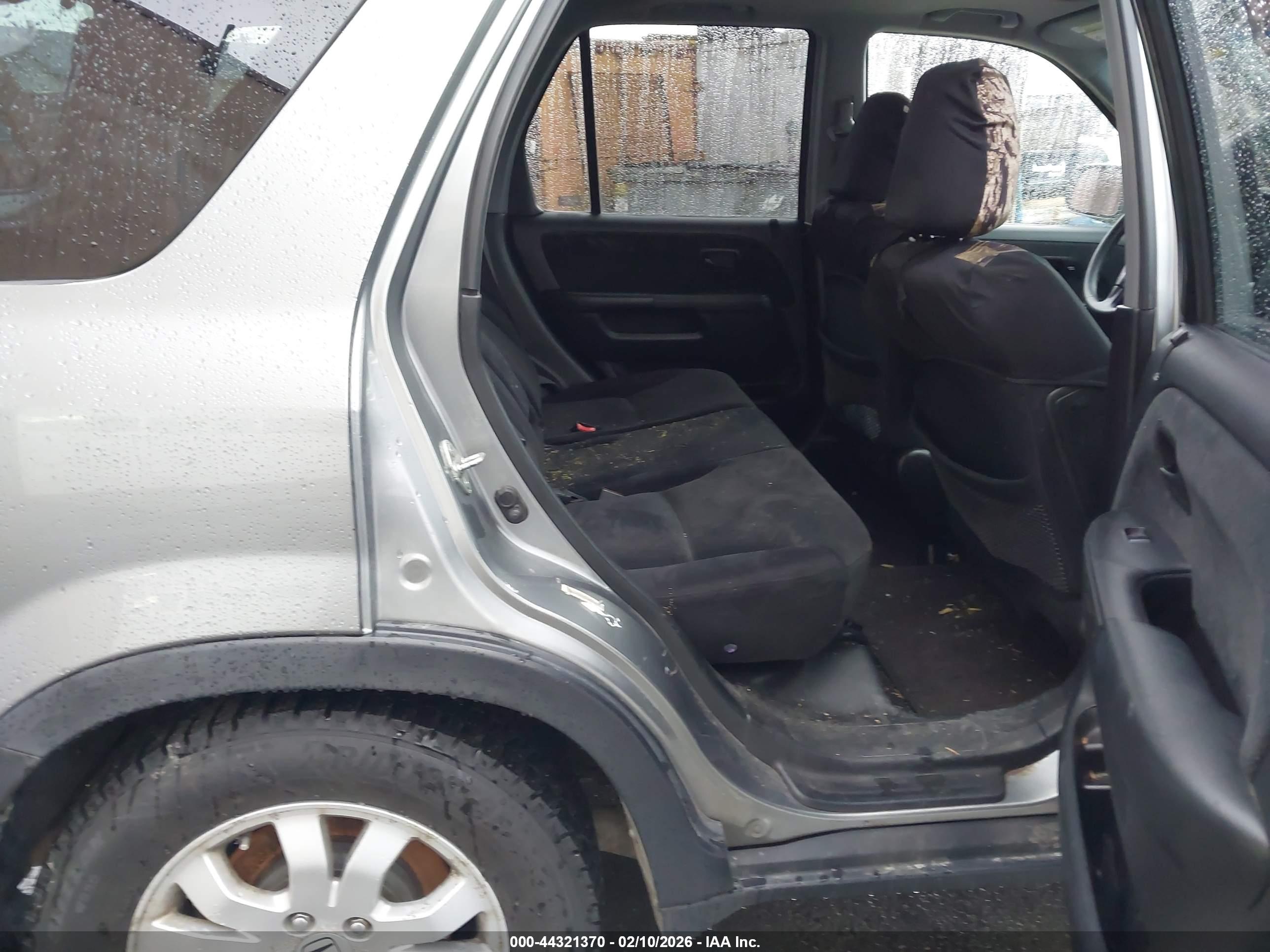 HONDA CR-V image 8