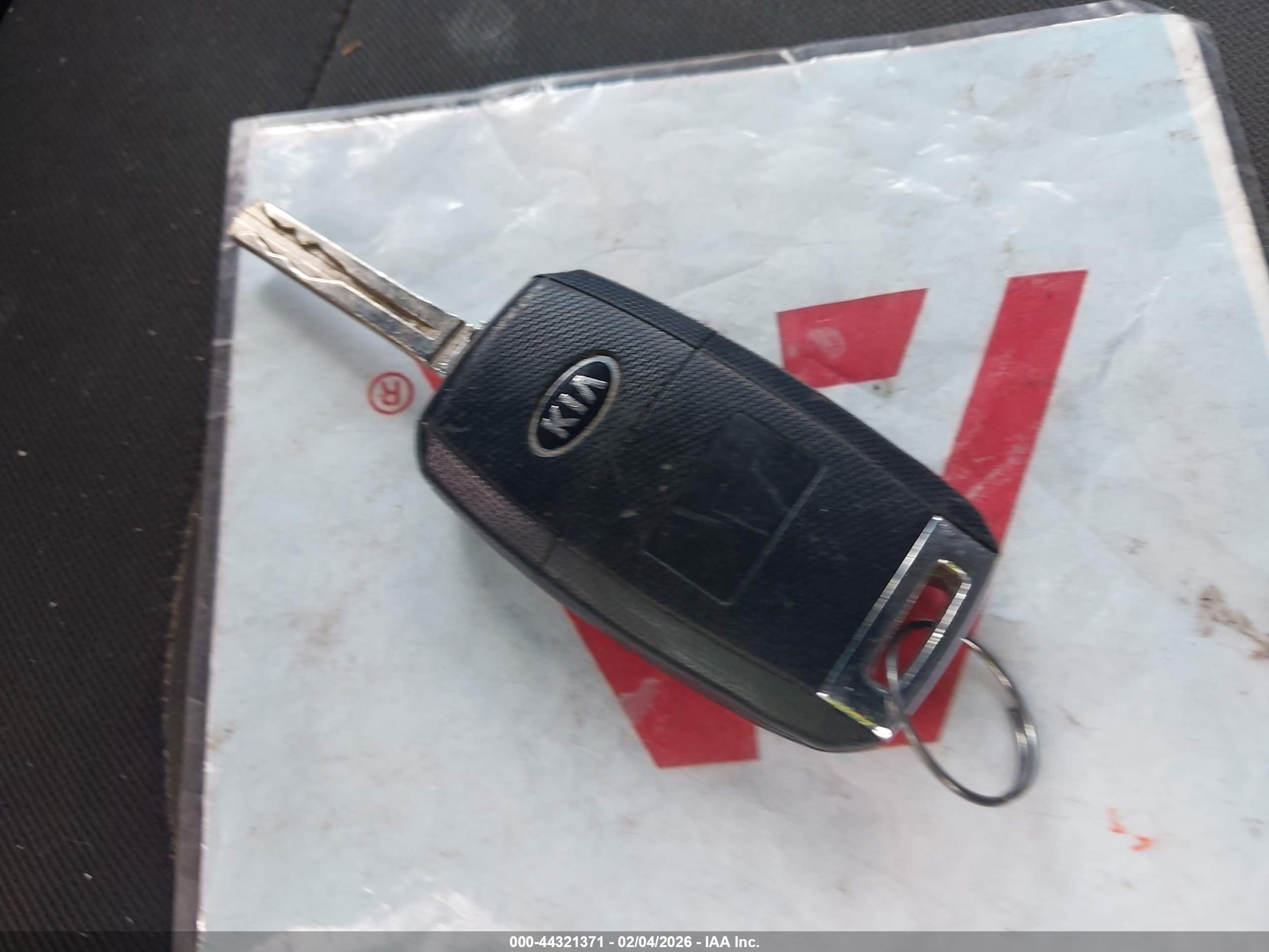 KIA SOUL image 11