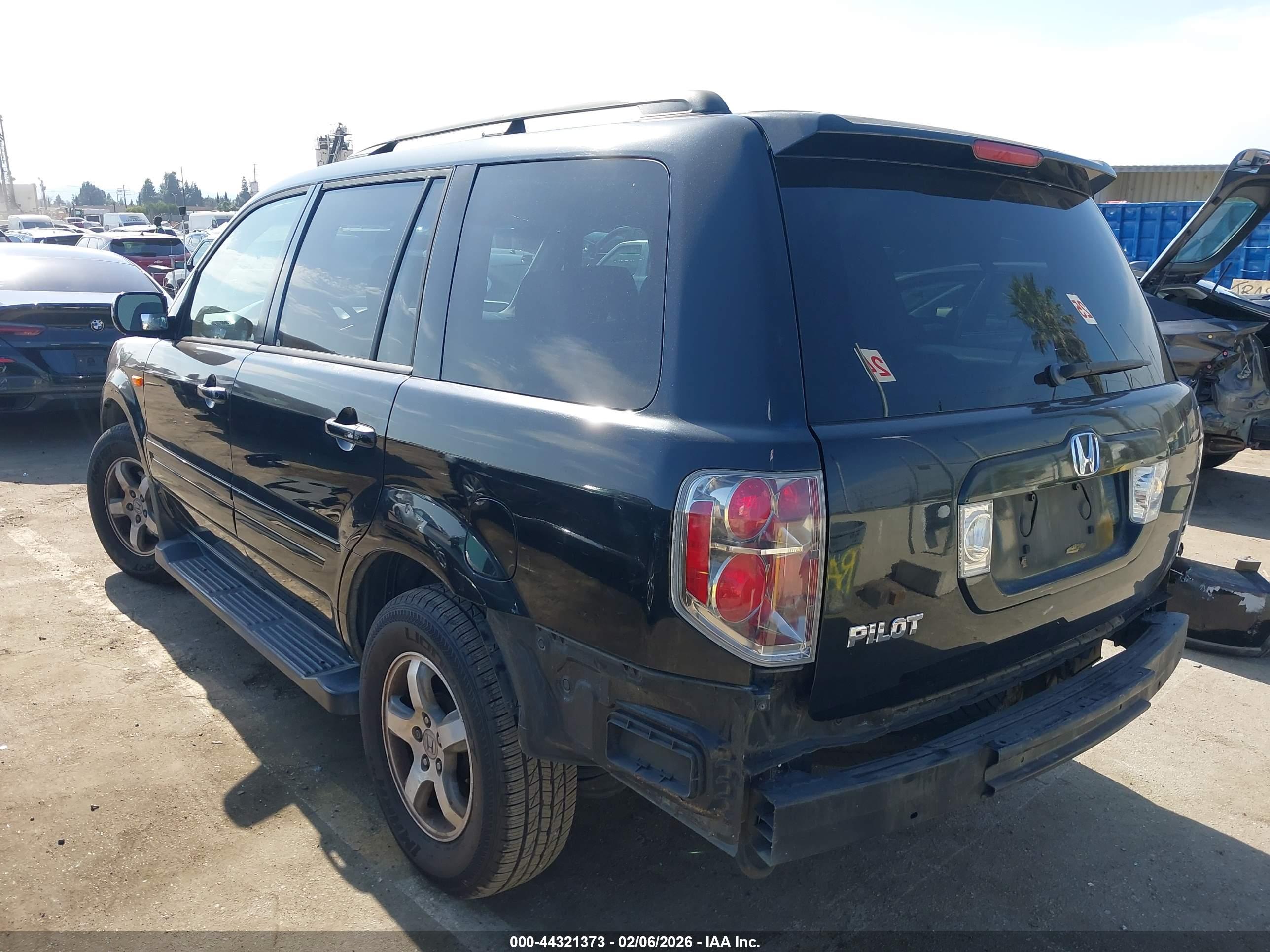 HONDA PILOT image 3