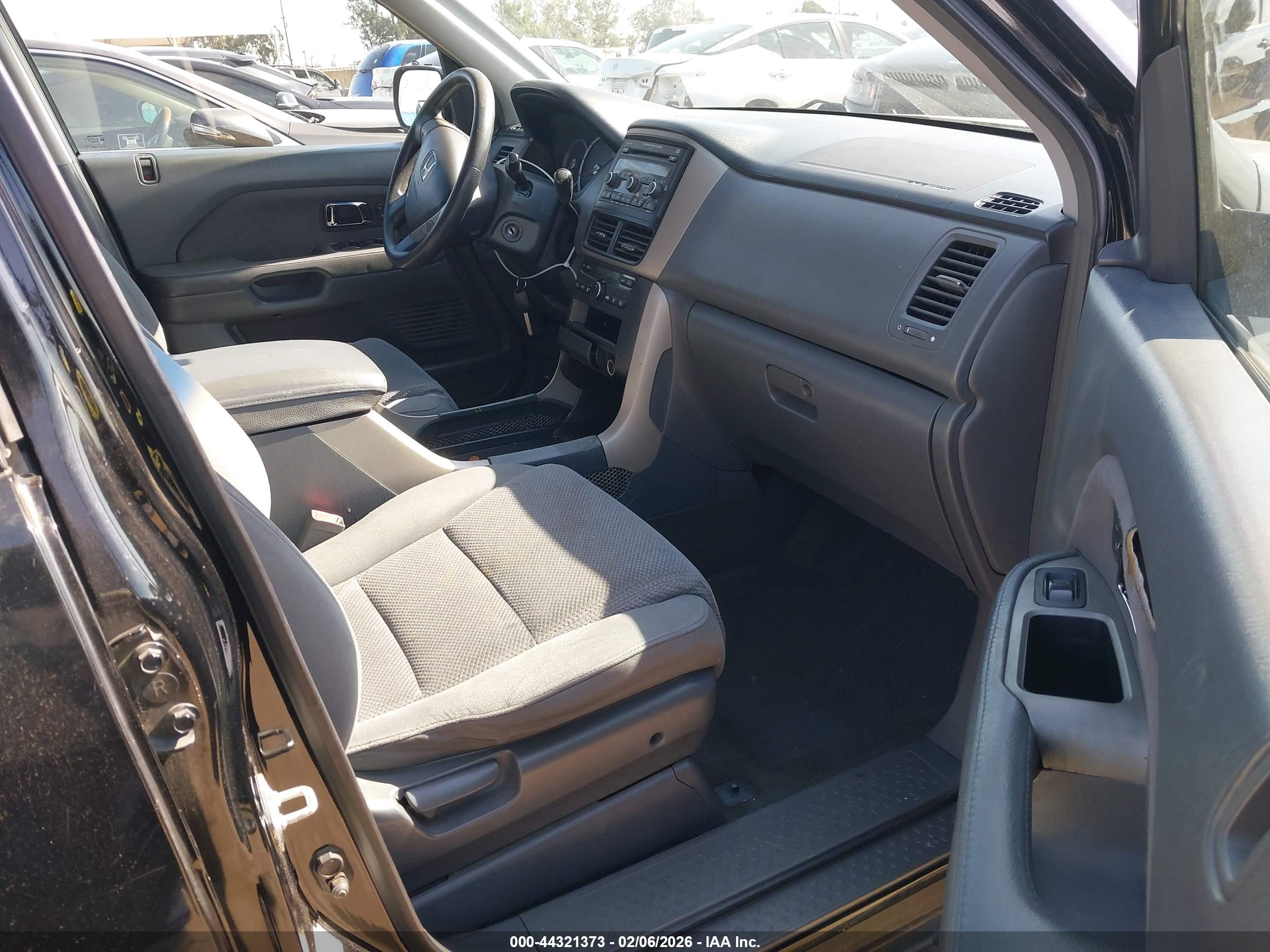 HONDA PILOT image 5