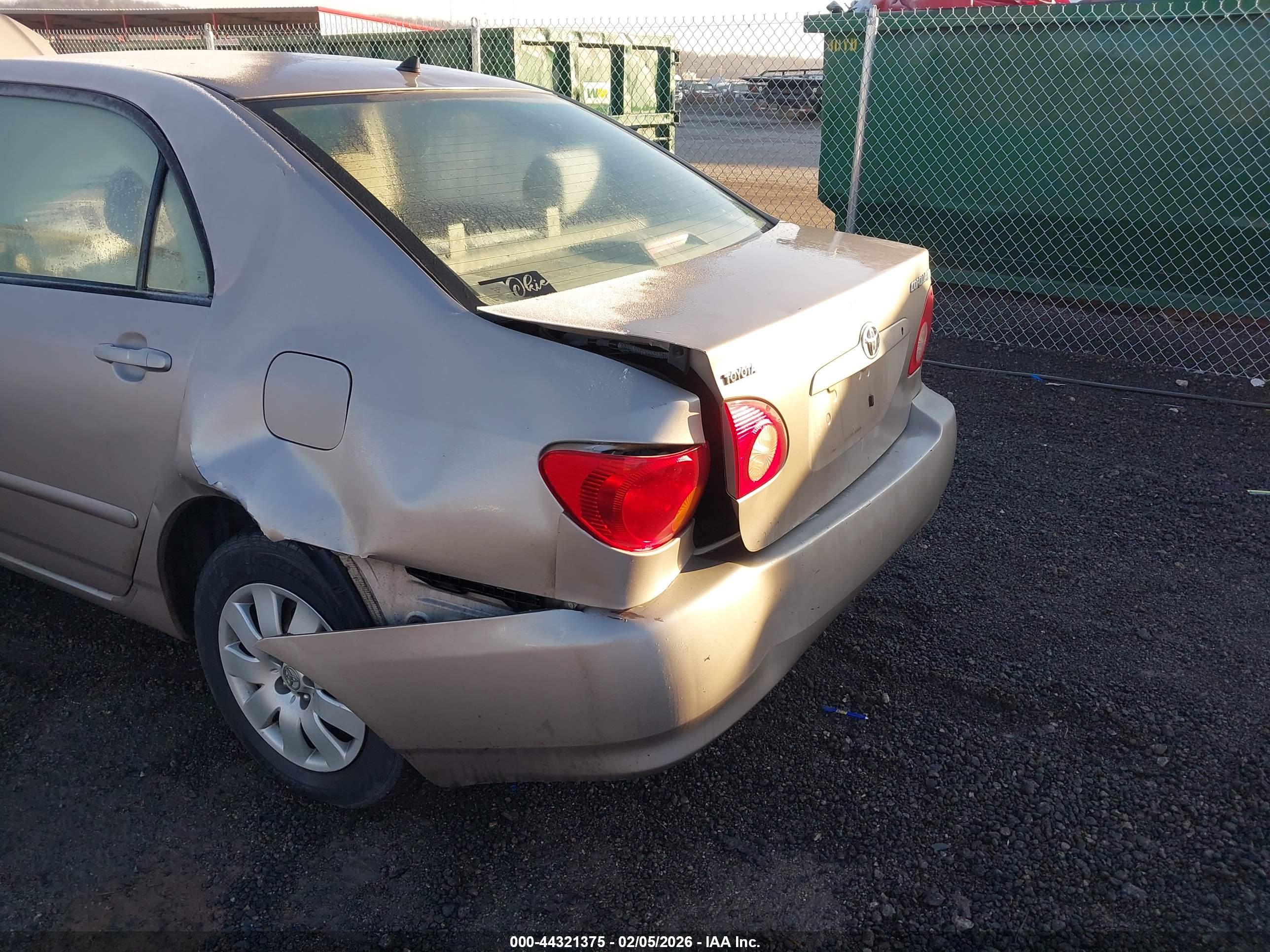TOYOTA COROLLA image 6