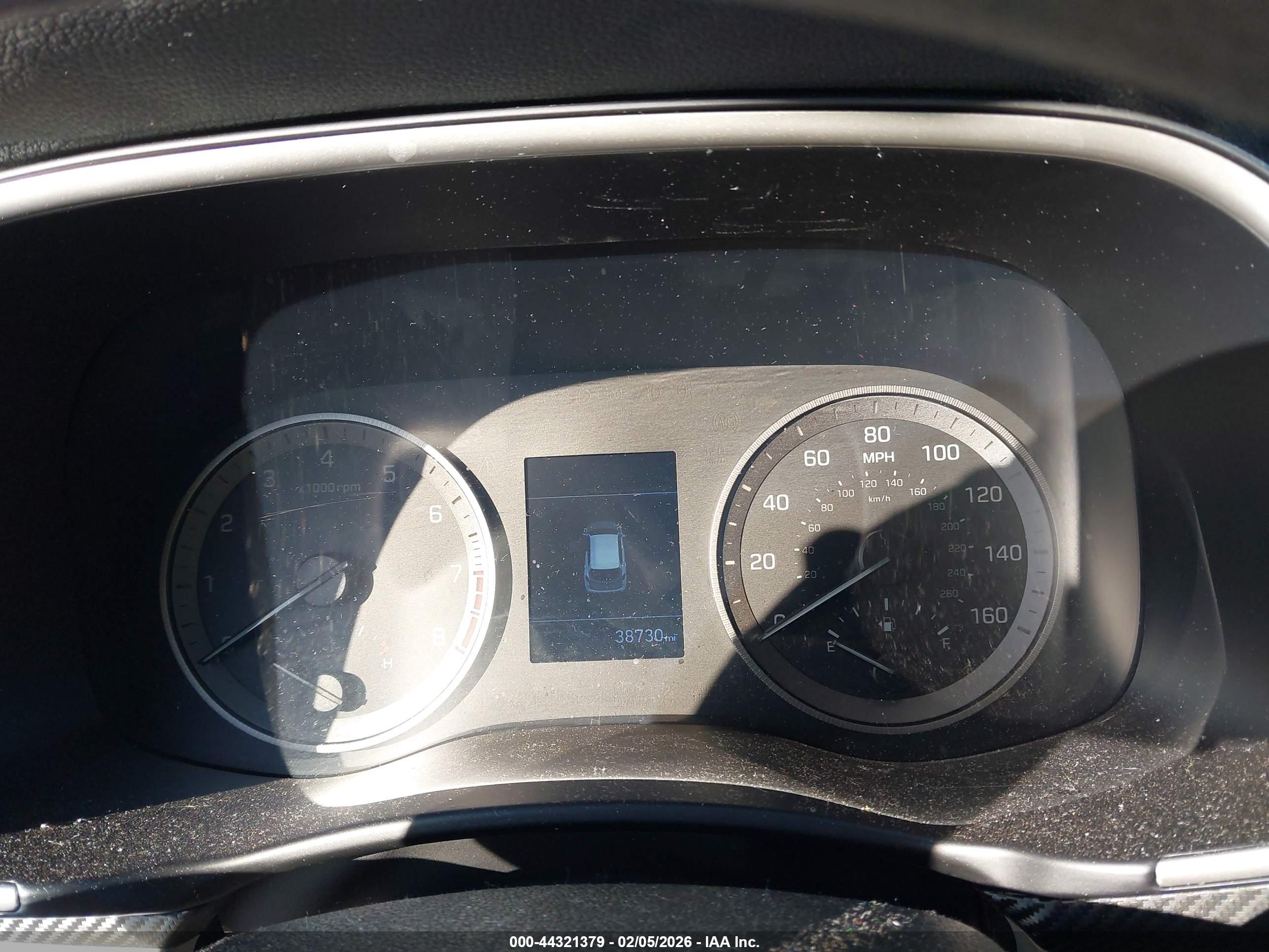 HYUNDAI TUCSON image 7