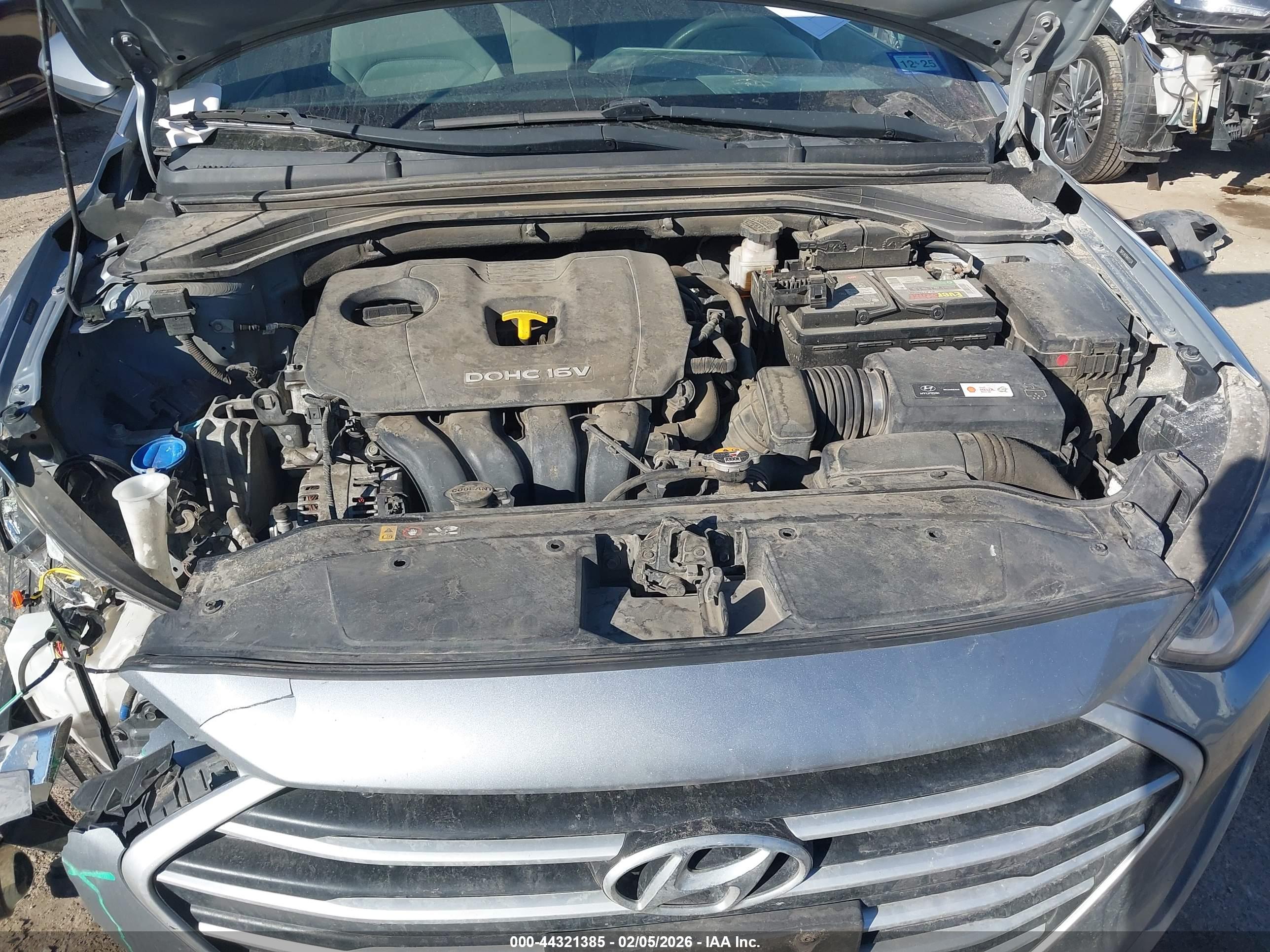 HYUNDAI ELANTRA image 10