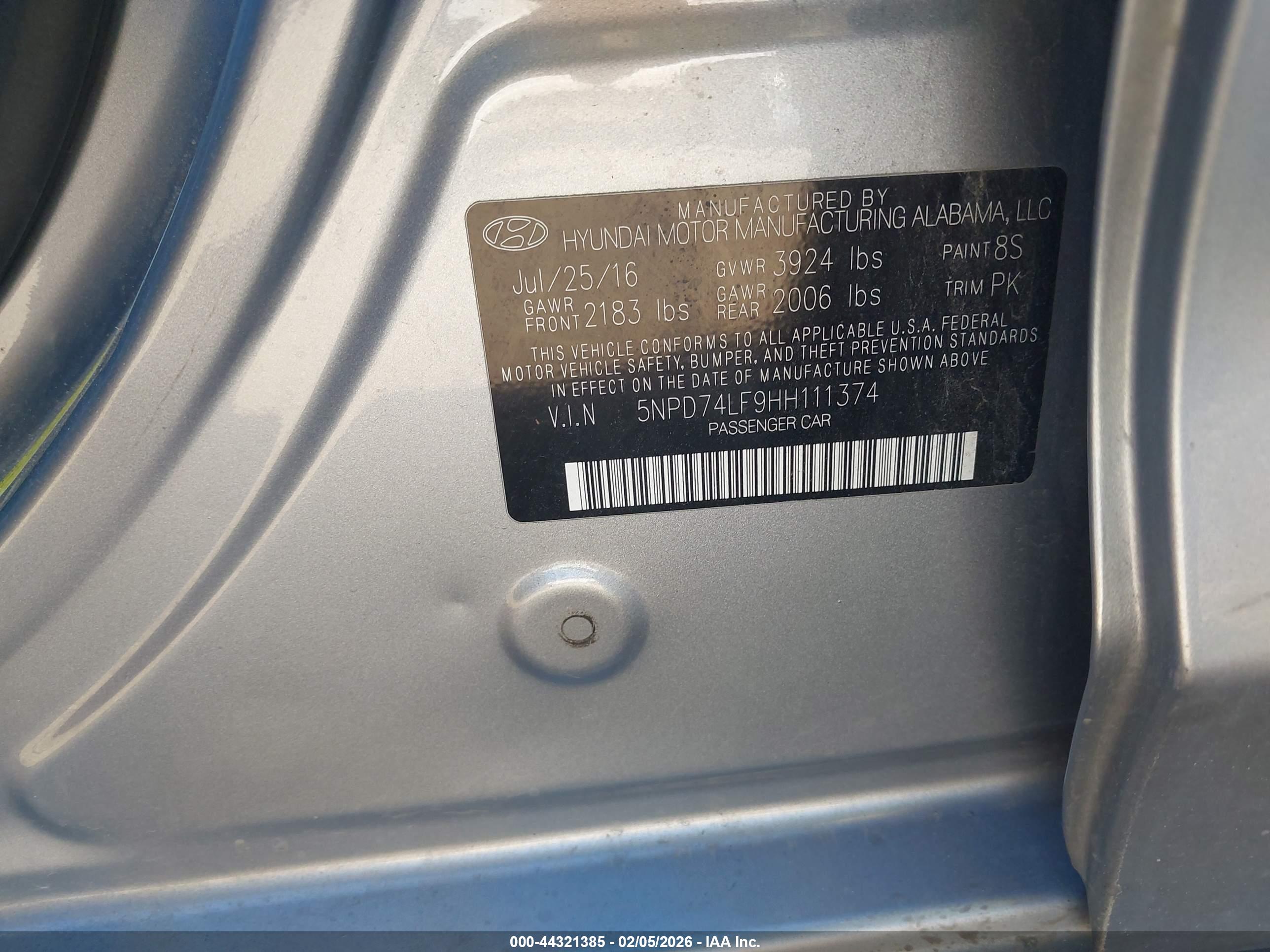 HYUNDAI ELANTRA image 9