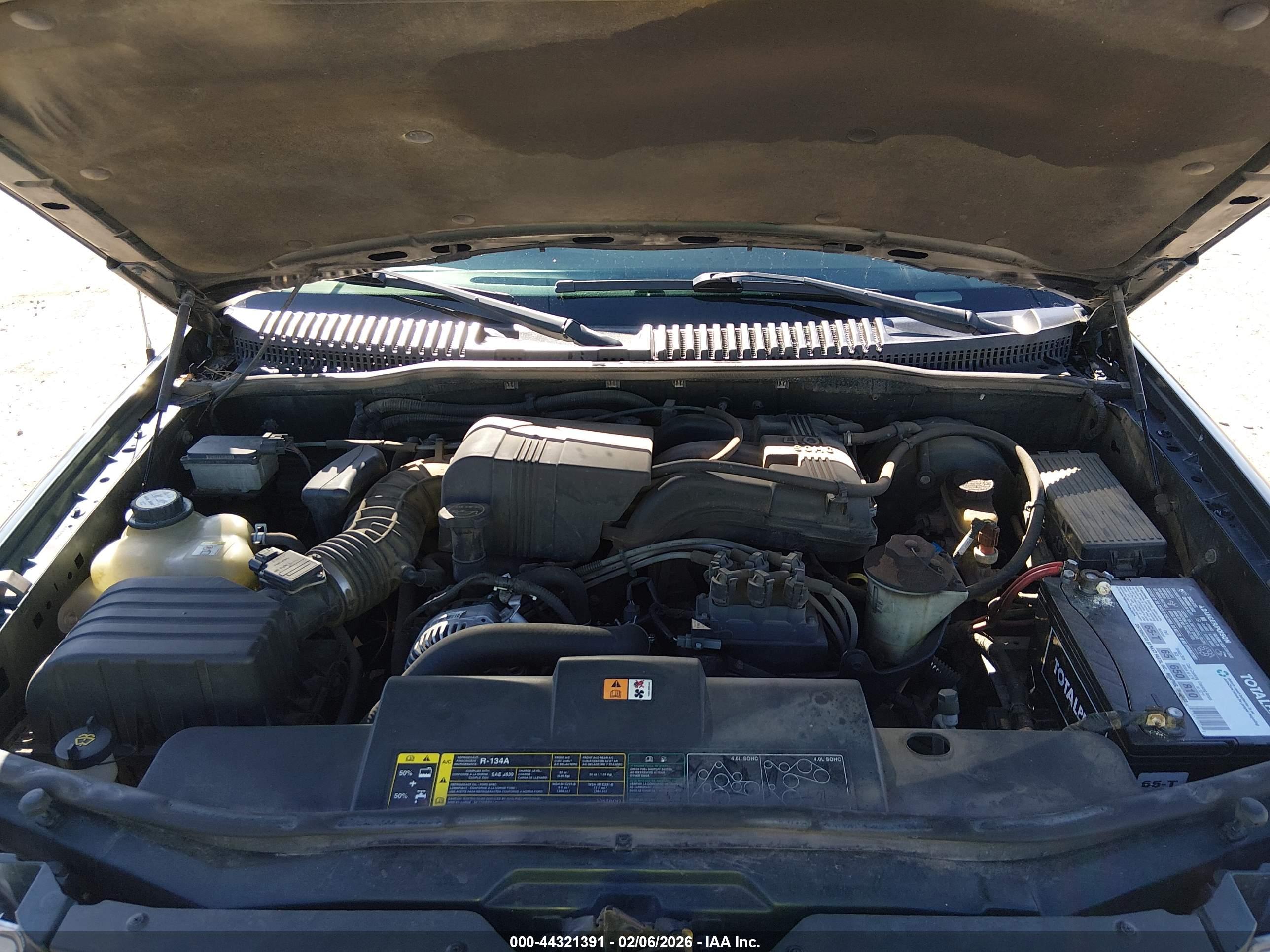FORD EXPLORER image 10