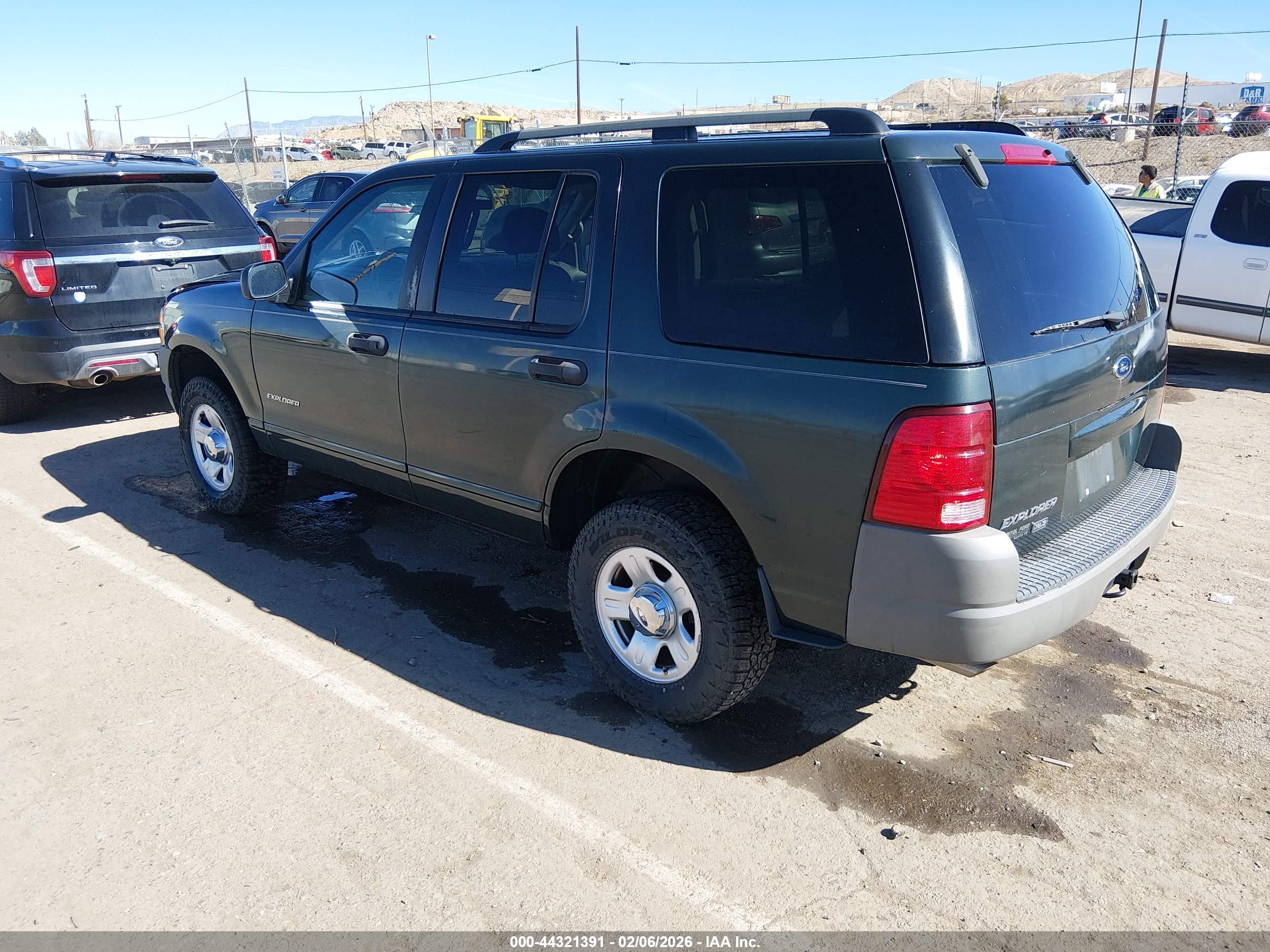 FORD EXPLORER image 3
