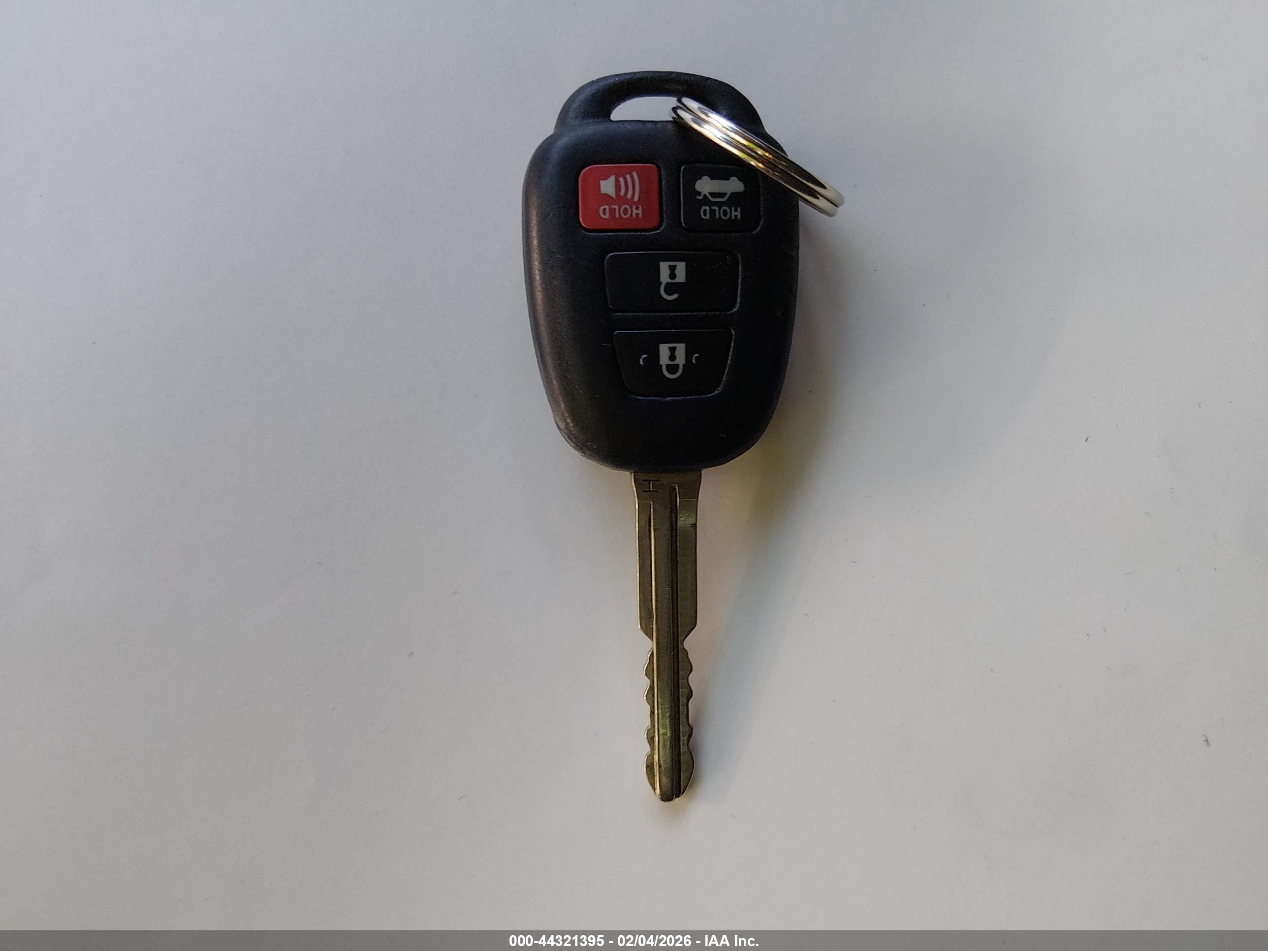 TOYOTA CAMRY image 11