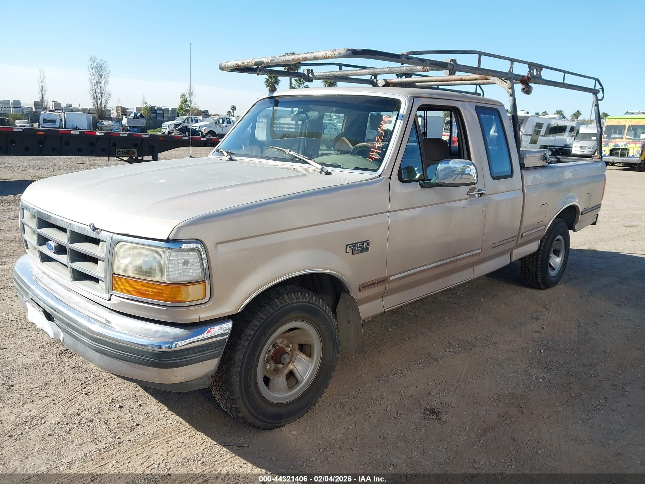 FORD F150 image 2