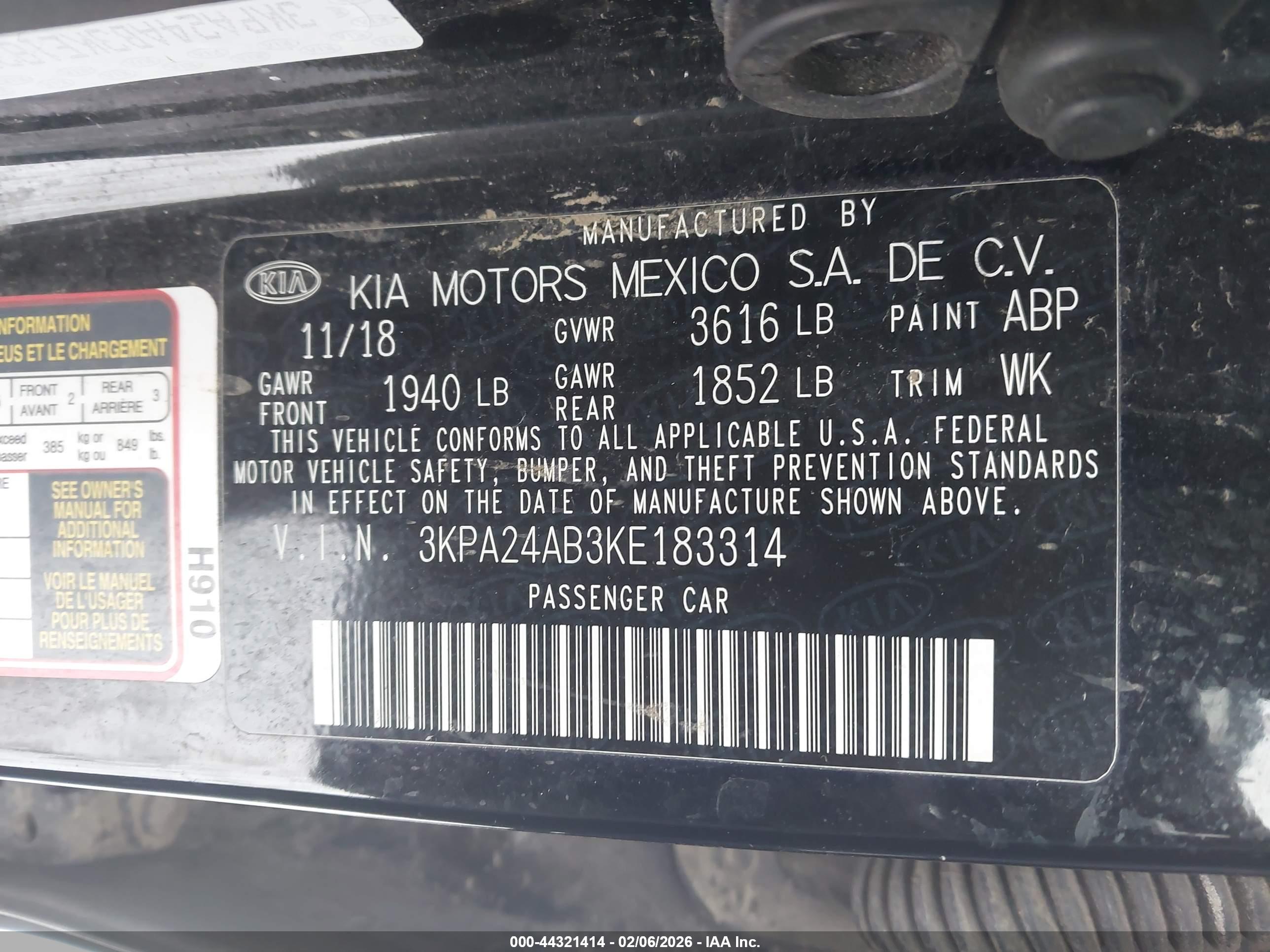 KIA RIO image 9