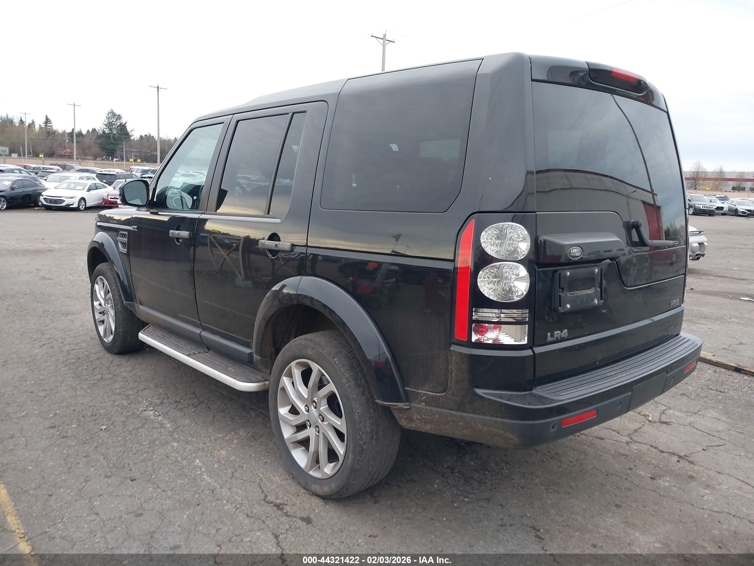 LAND ROVER image 3