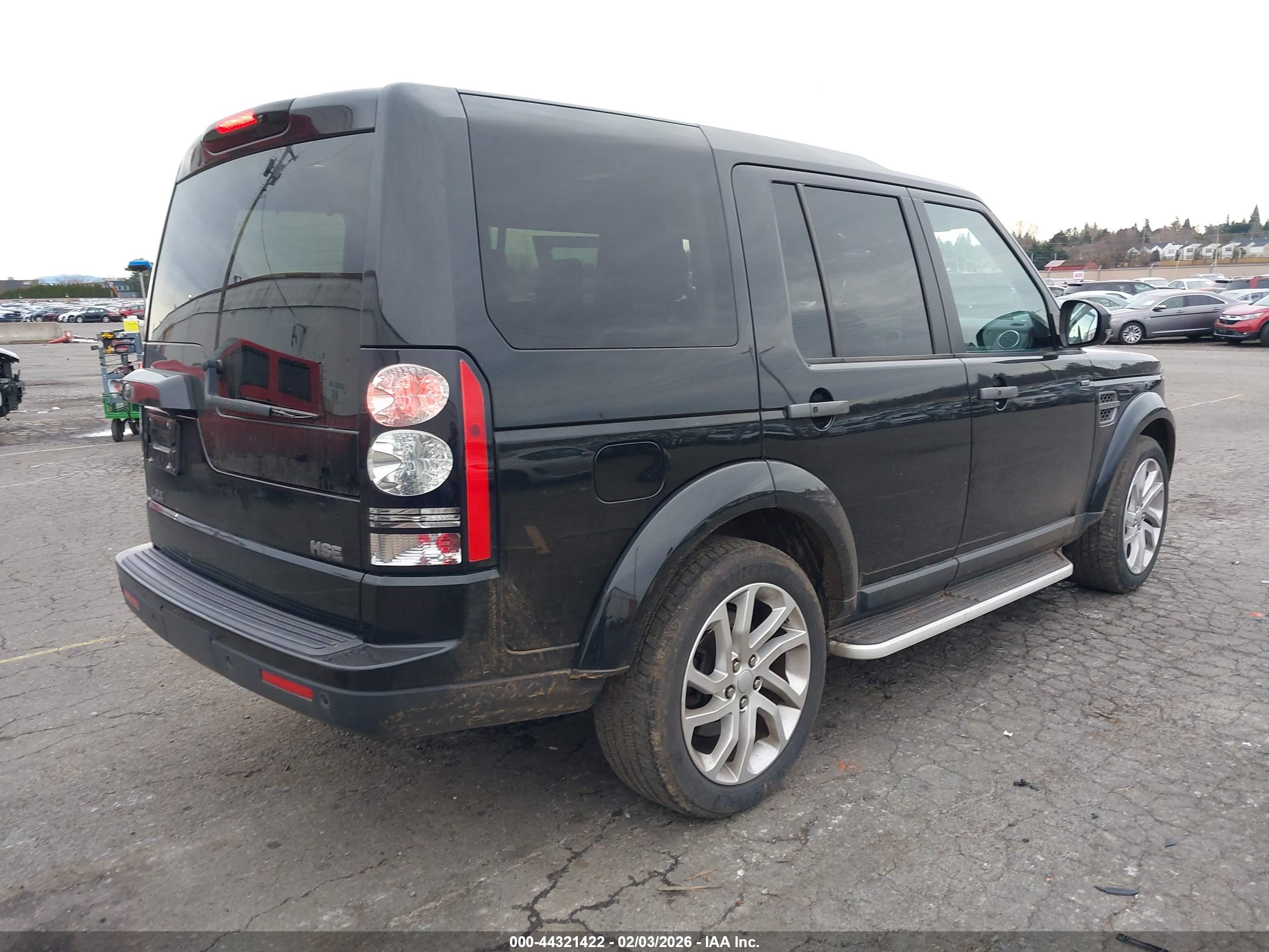 LAND ROVER image 4