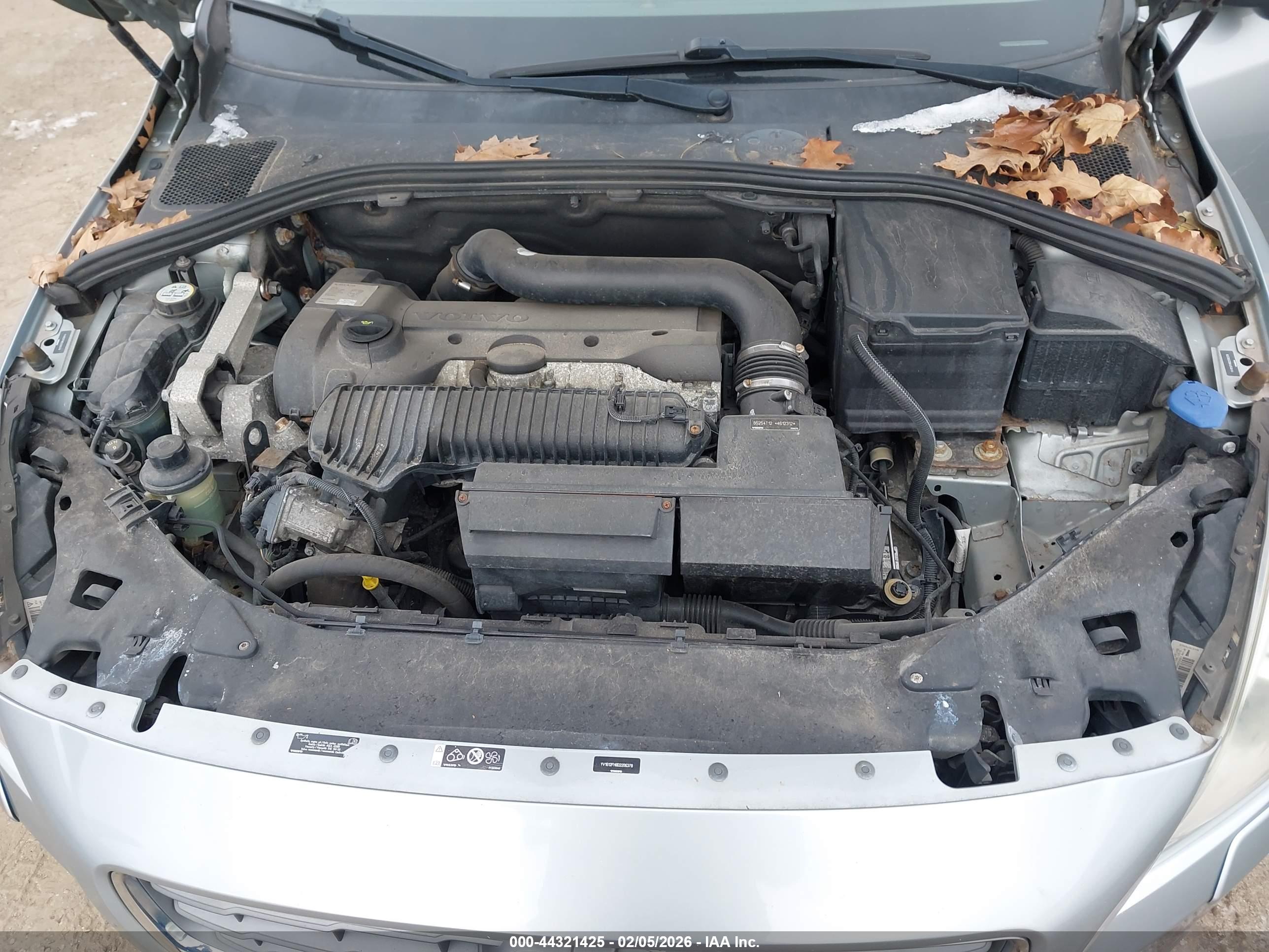VOLVO S60 image 10