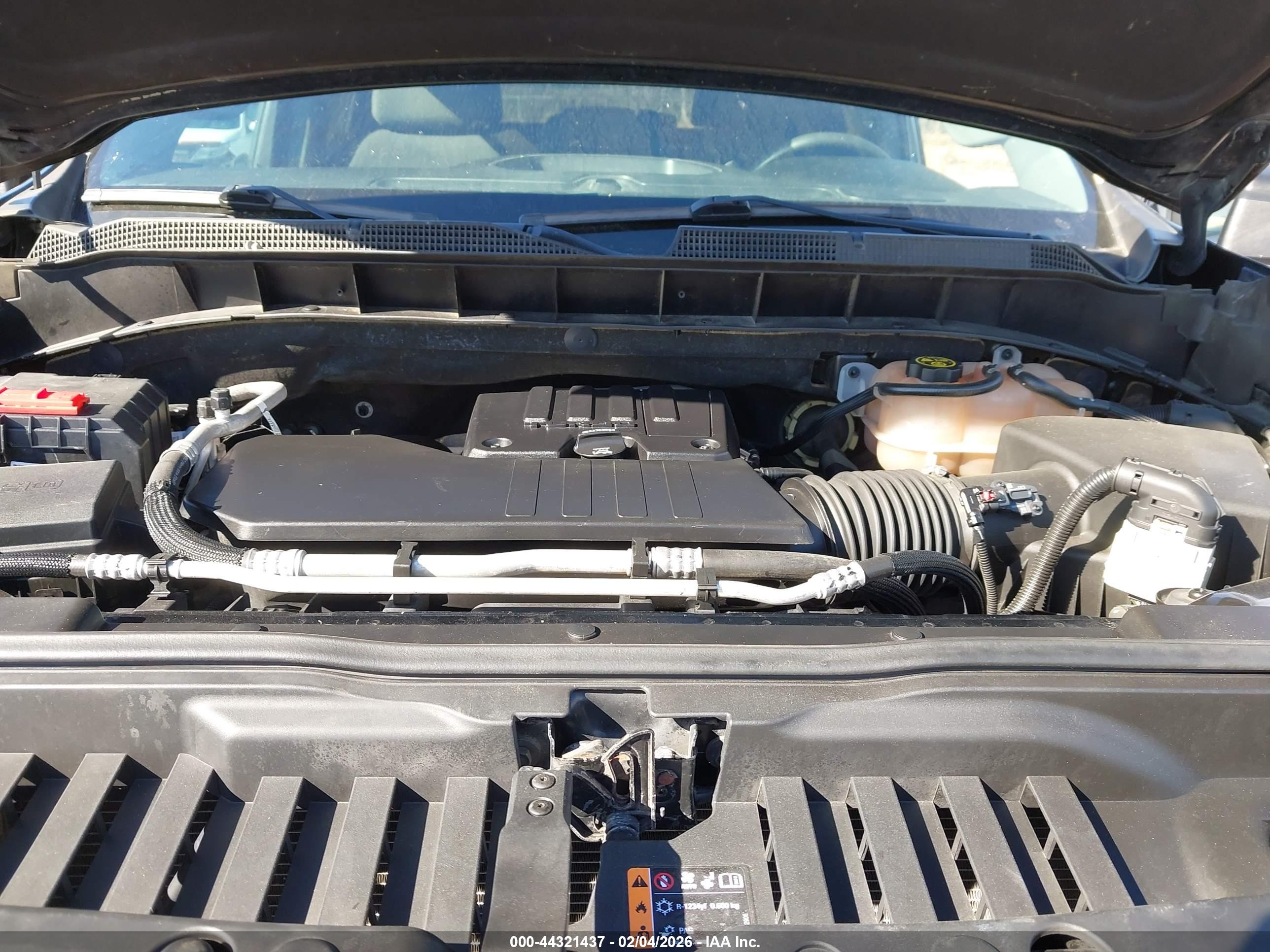 CHEVROLET SILVERADO image 10